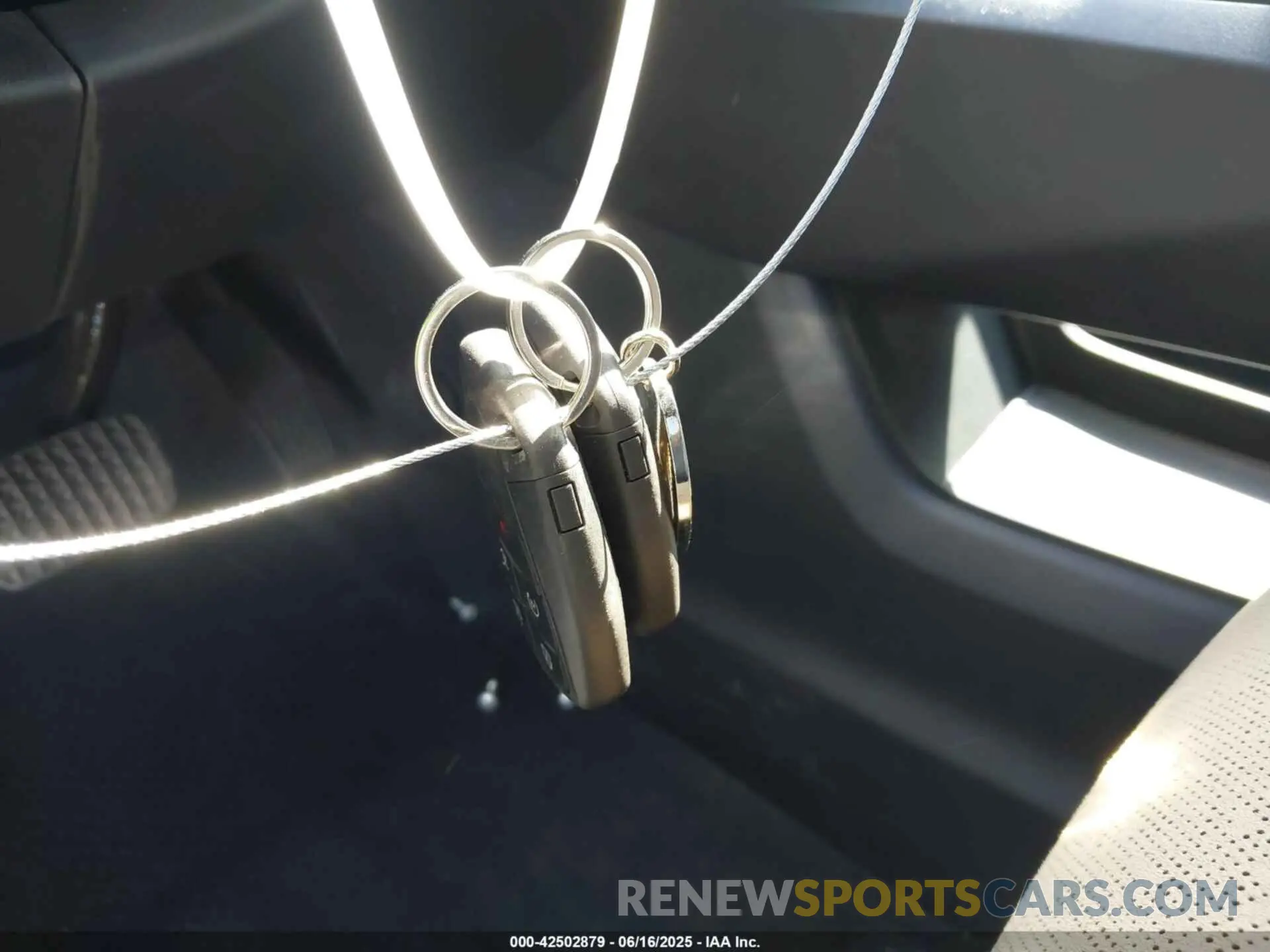 11 Photograph of a damaged car 3GNAXKEGXSL124615 CHEVROLET EQUINOX 2025