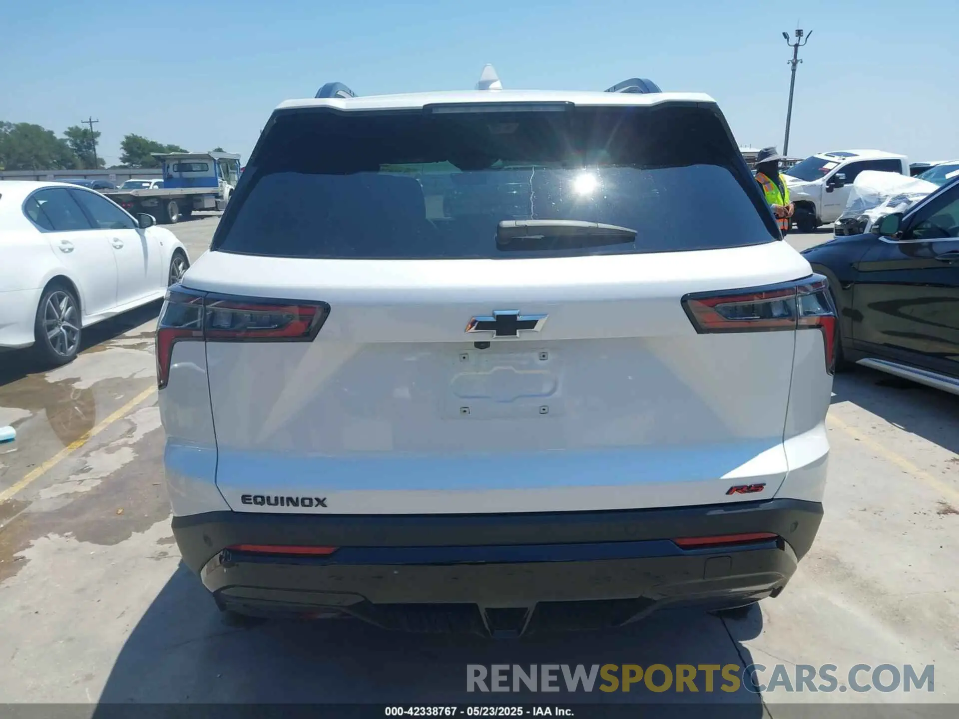 16 Фотография поврежденного автомобиля 3GNAXLEG4SL142744 CHEVROLET EQUINOX 2025