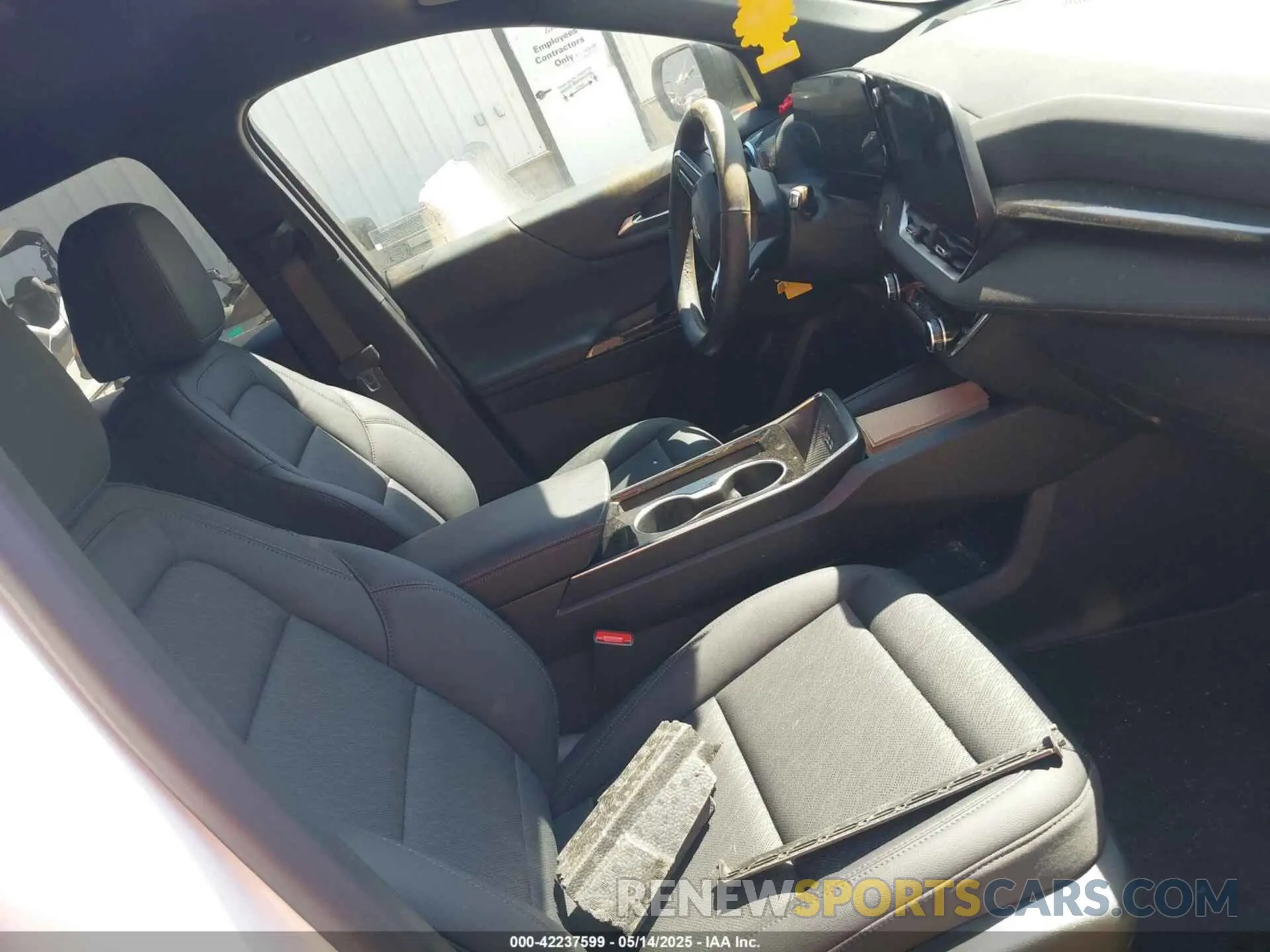 5 Фотография поврежденного автомобиля 3GNAXPEG0SL153490 CHEVROLET EQUINOX 2025