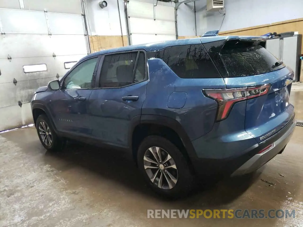 2 Фотография поврежденного автомобиля 3GNAXPEG0SL154414 CHEVROLET EQUINOX 2025