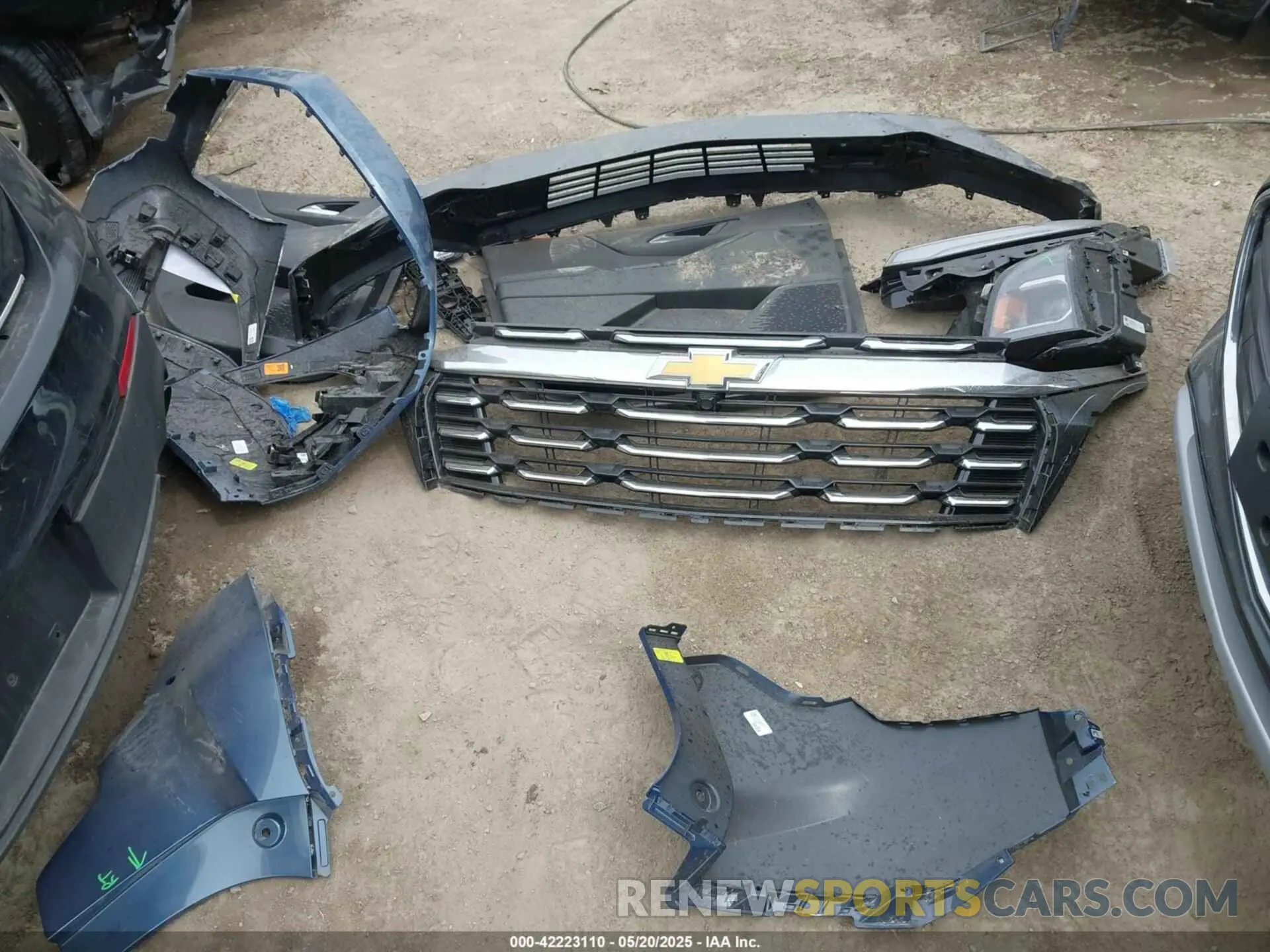 12 Фотография поврежденного автомобиля 3GNAXPEG1SL294231 CHEVROLET EQUINOX 2025