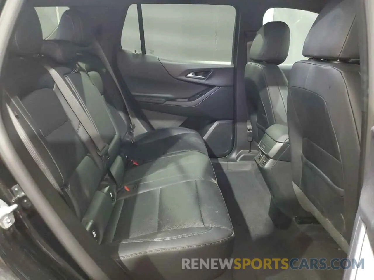 11 Photograph of a damaged car 3GNAXPEG4SL173564 CHEVROLET EQUINOX 2025