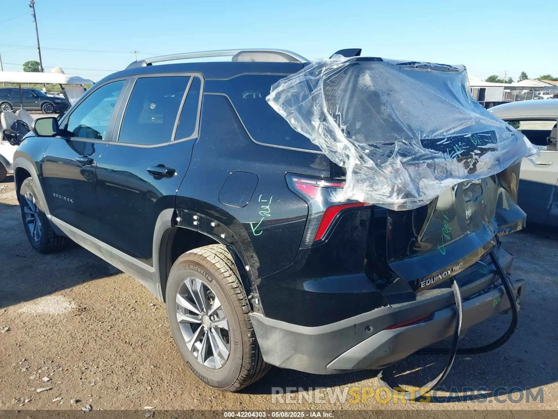 3 Фотография поврежденного автомобиля 3GNAXPEG4SL209463 CHEVROLET EQUINOX 2025