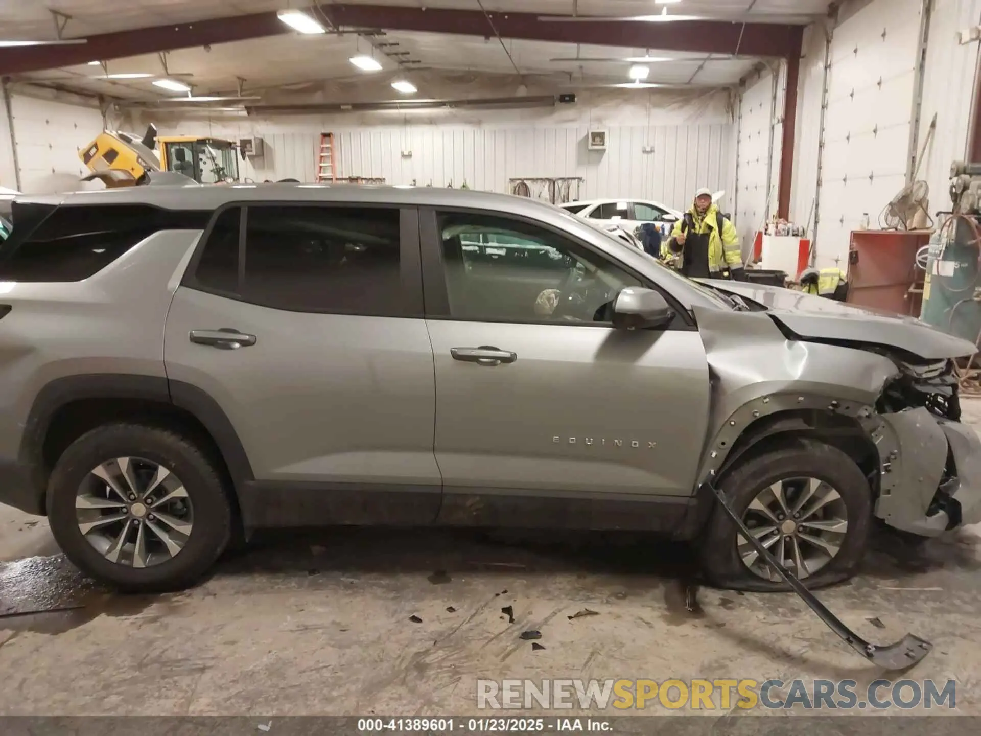13 Photograph of a damaged car 3GNAXPEG5SL103717 CHEVROLET EQUINOX 2025