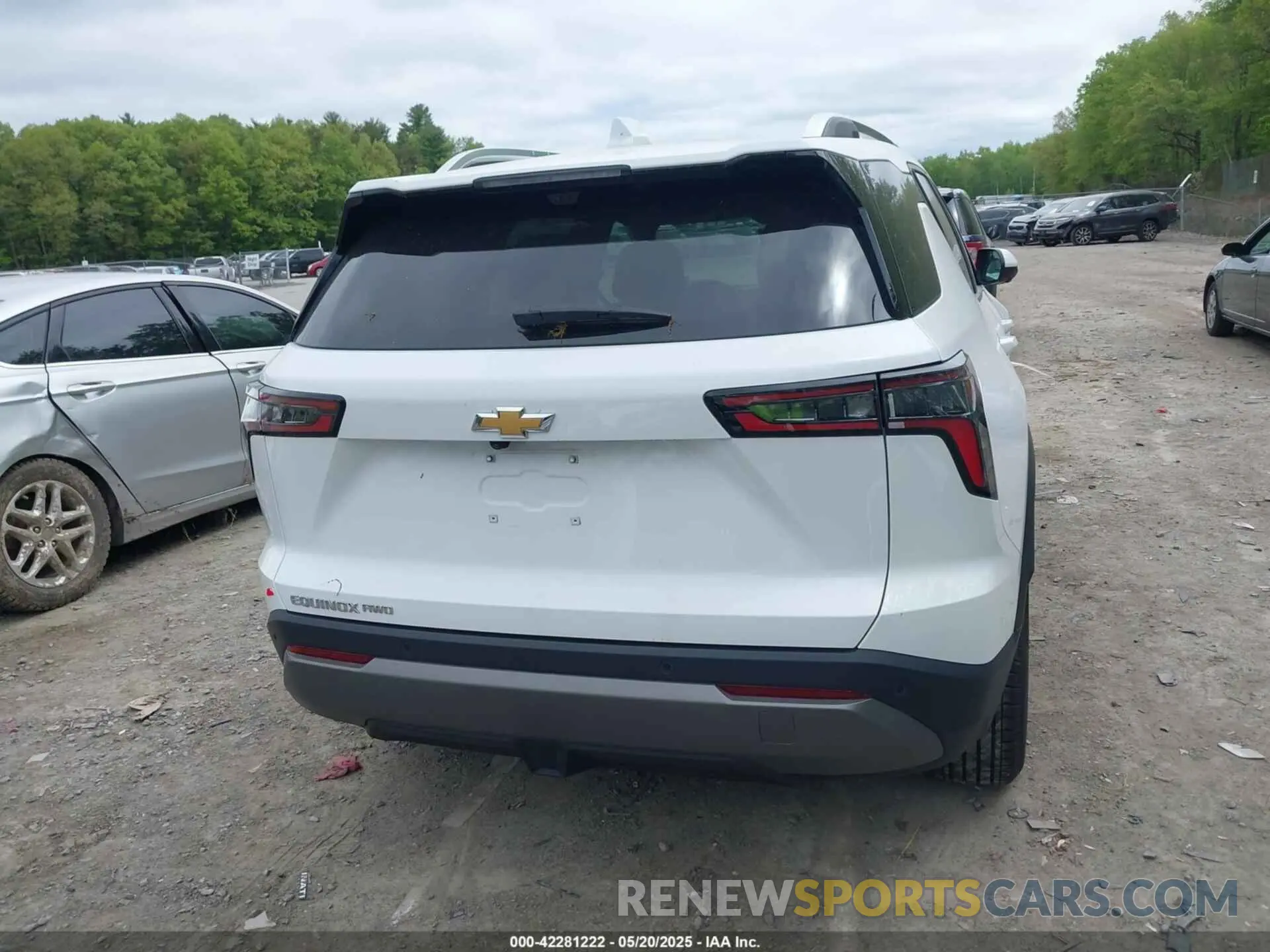17 Фотография поврежденного автомобиля 3GNAXPEG5SL128164 CHEVROLET EQUINOX 2025