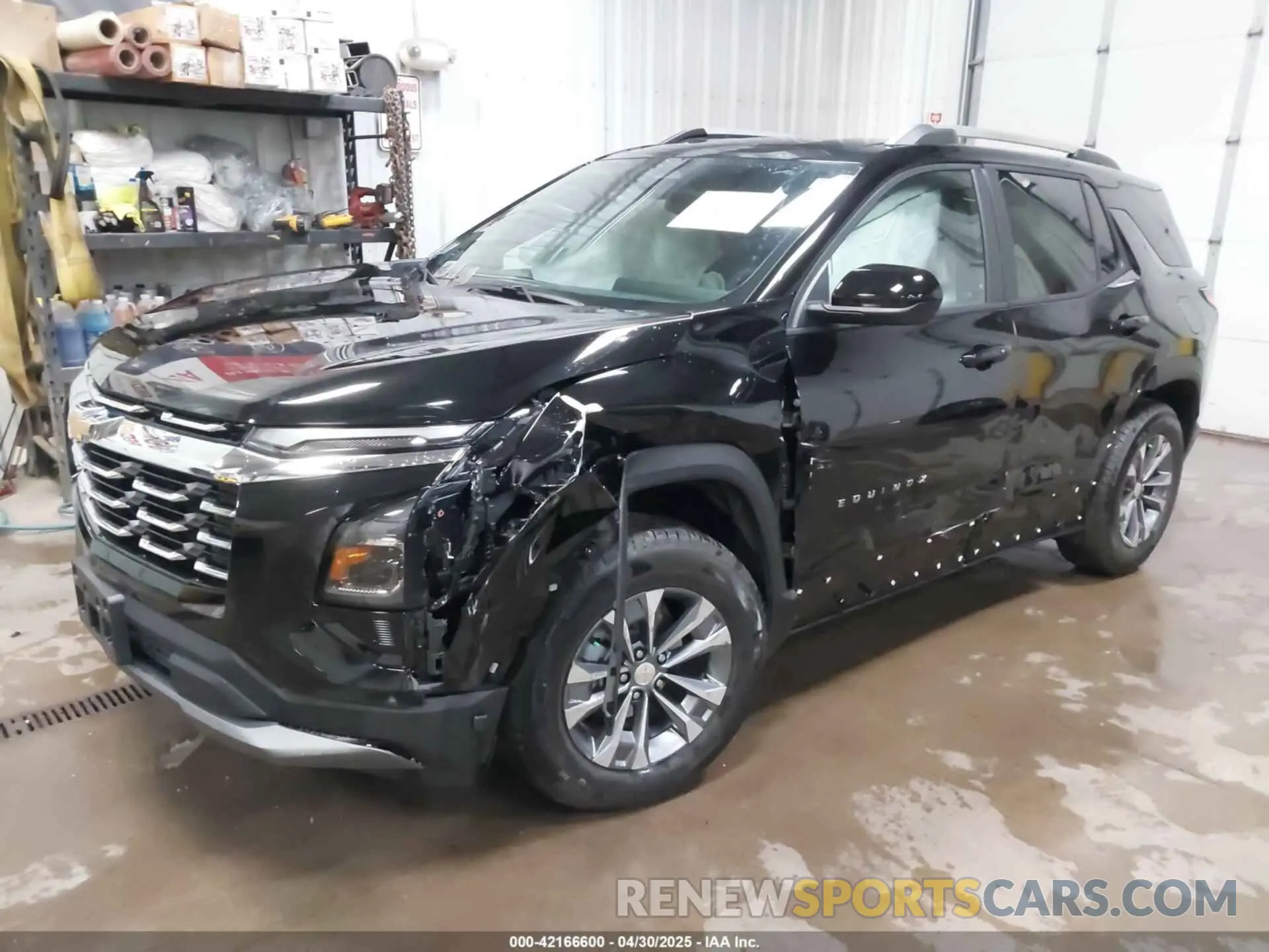 2 Фотография поврежденного автомобиля 3GNAXPEG5SL180460 CHEVROLET EQUINOX 2025