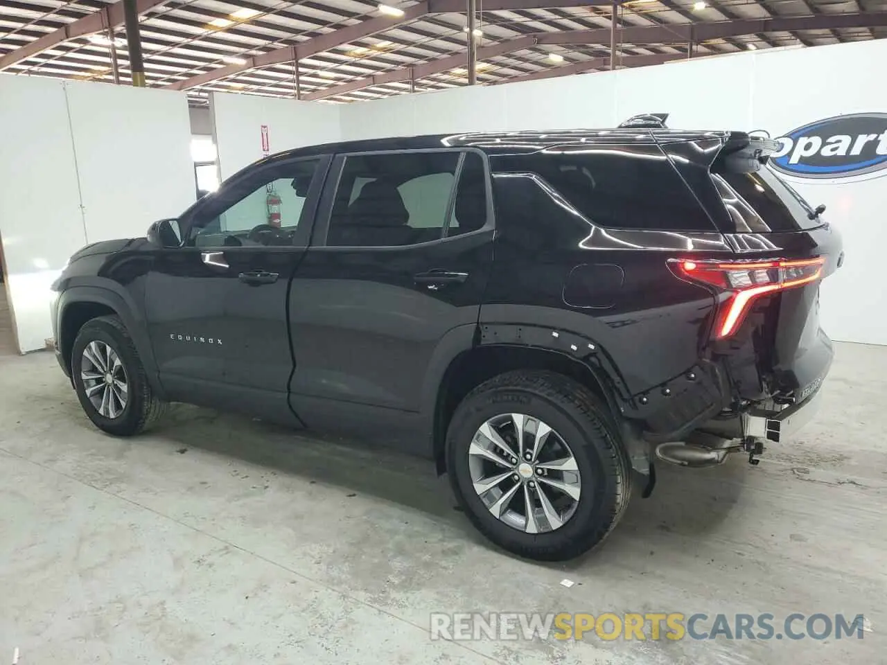 2 Photograph of a damaged car 3GNAXPEG7SL253537 CHEVROLET EQUINOX 2025