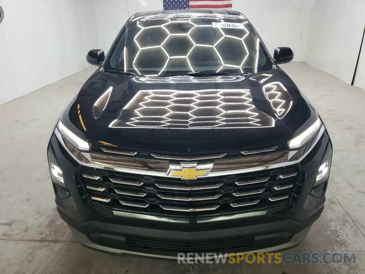 5 Photograph of a damaged car 3GNAXPEG7SL253537 CHEVROLET EQUINOX 2025