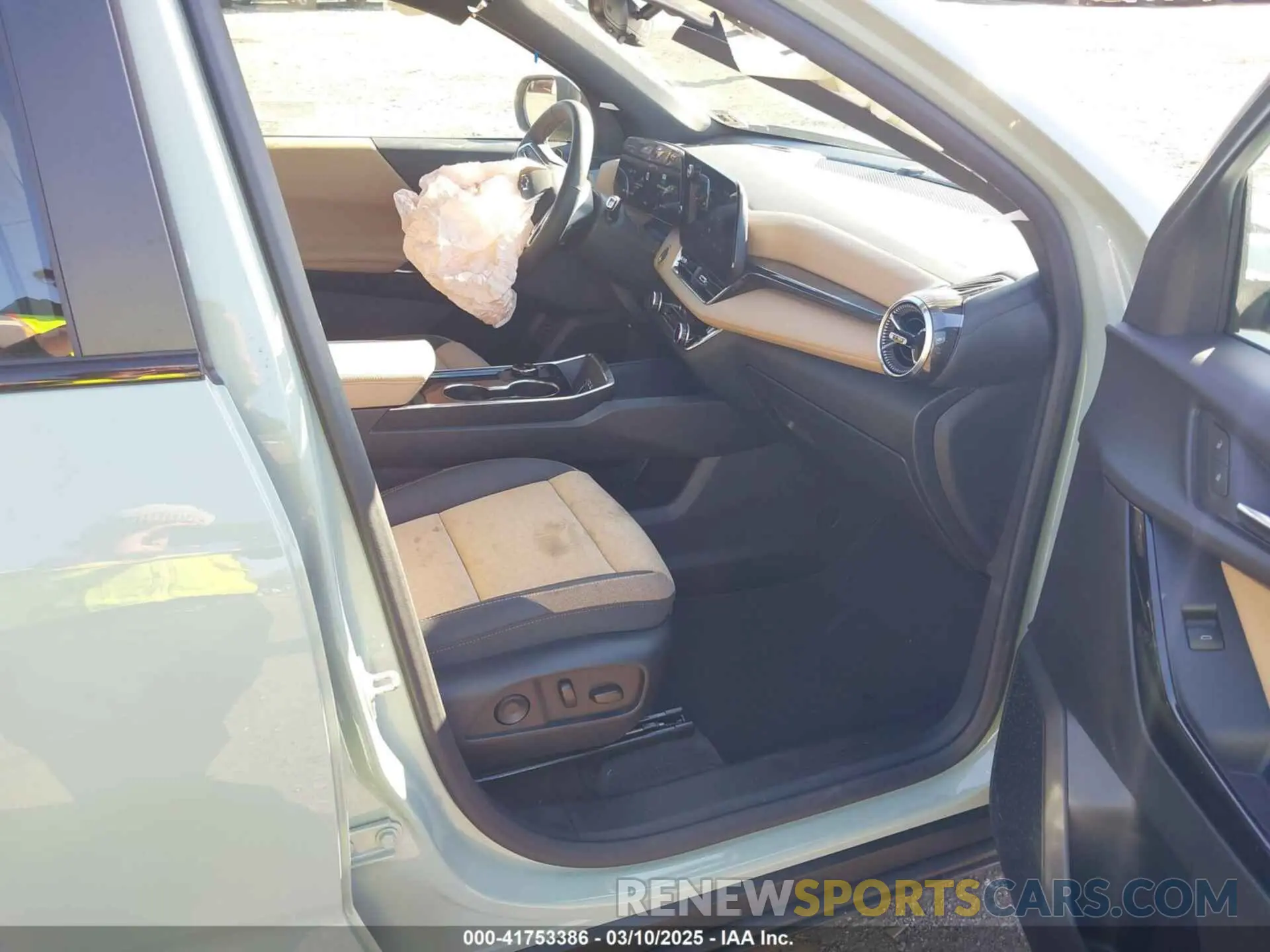 5 Фотография поврежденного автомобиля 3GNAXSEG1SL264147 CHEVROLET EQUINOX 2025
