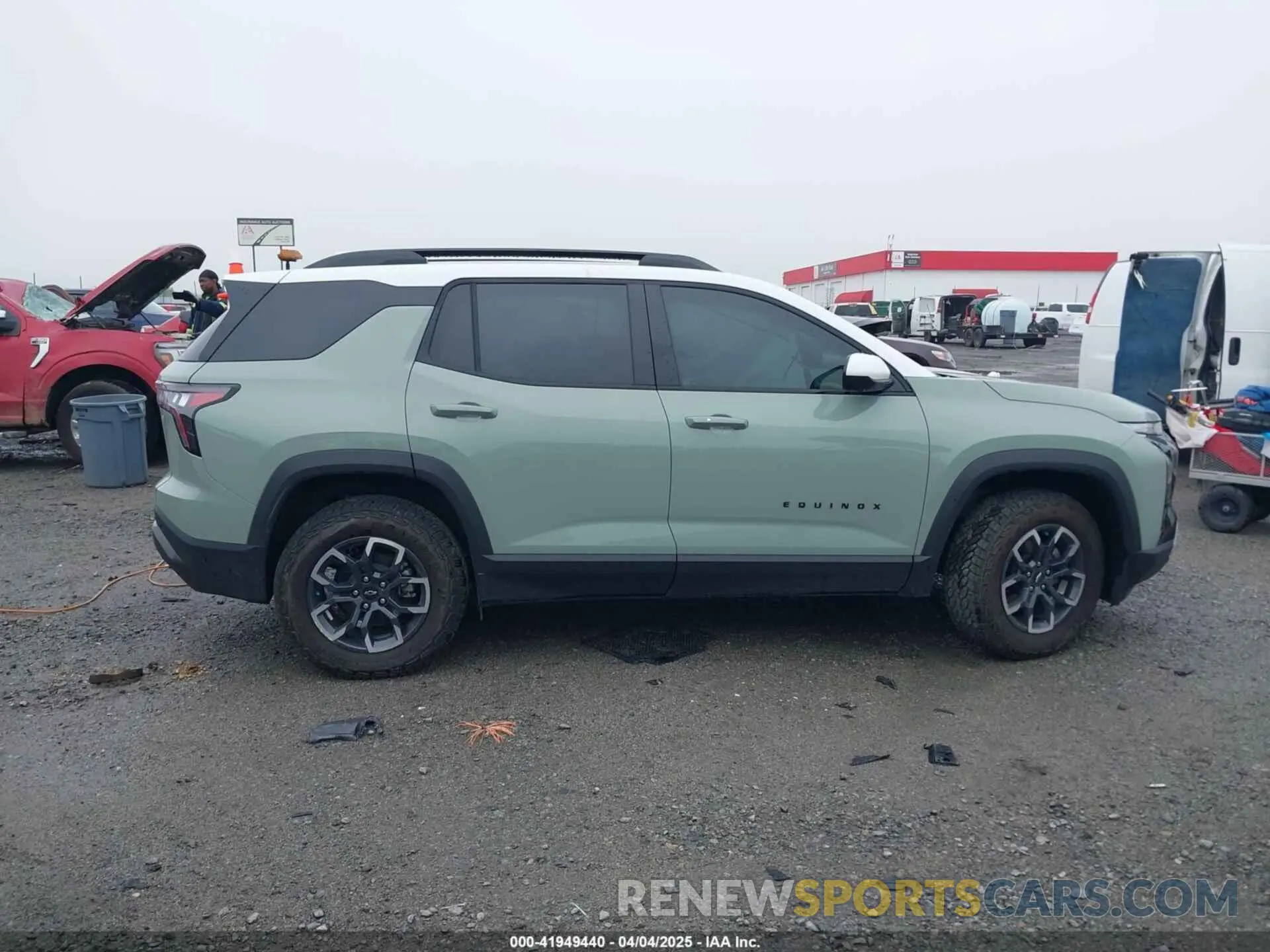 13 Фотография поврежденного автомобиля 3GNAXSEG6SL125860 CHEVROLET EQUINOX 2025