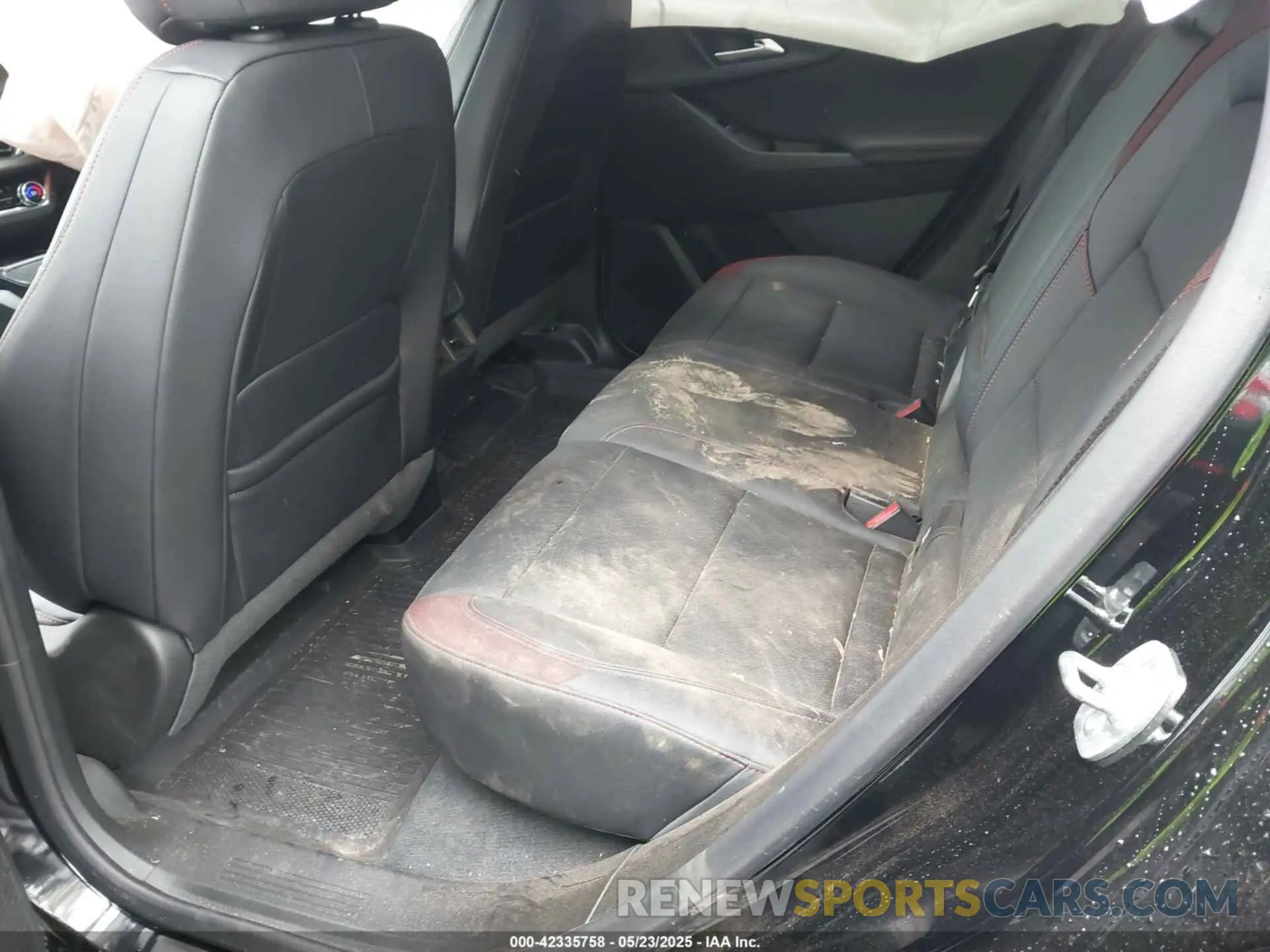 8 Photograph of a damaged car 3GNAXTEG2SL210426 CHEVROLET EQUINOX 2025