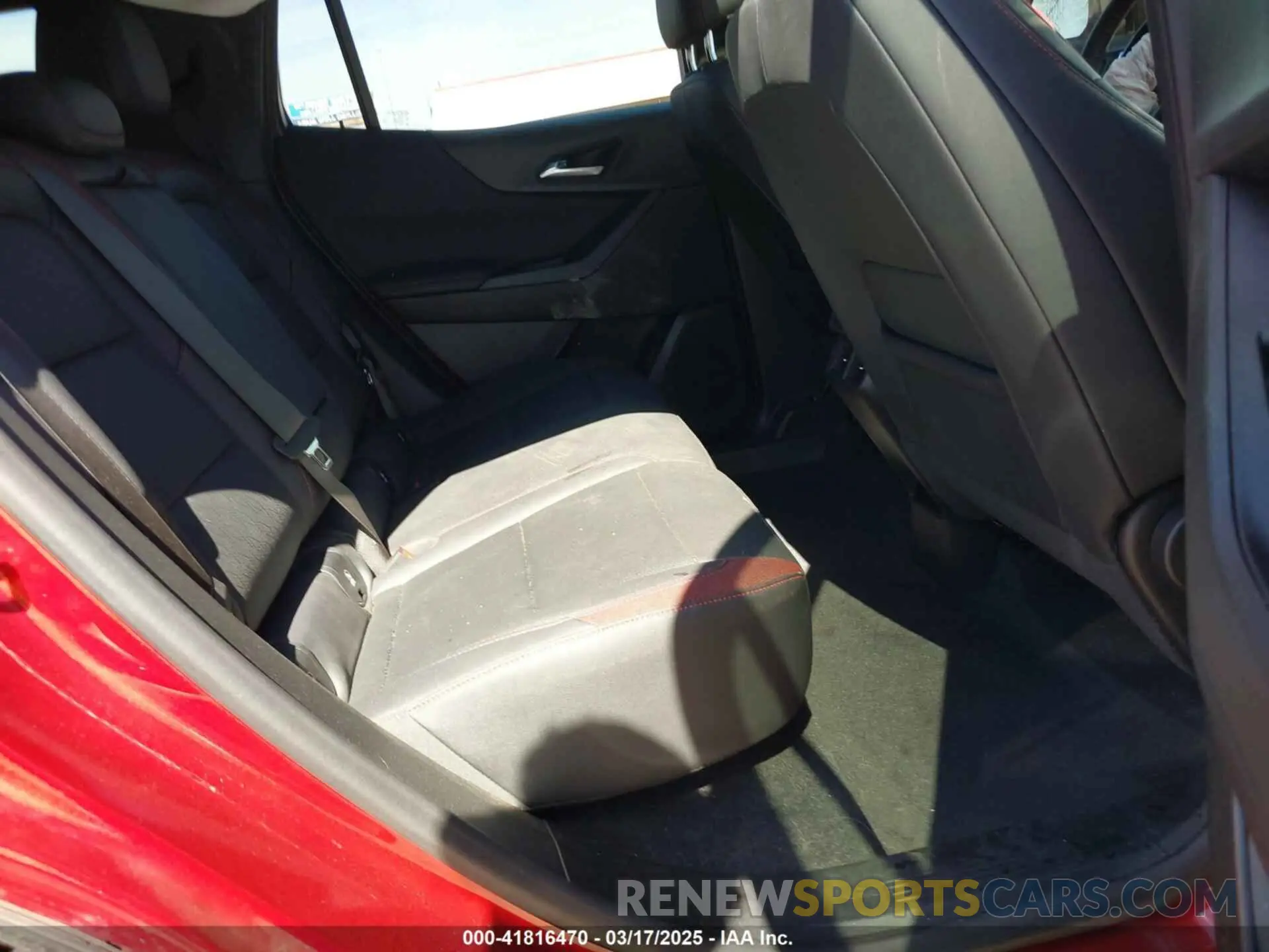 8 Photograph of a damaged car 3GNAXTEGXSL146412 CHEVROLET EQUINOX 2025