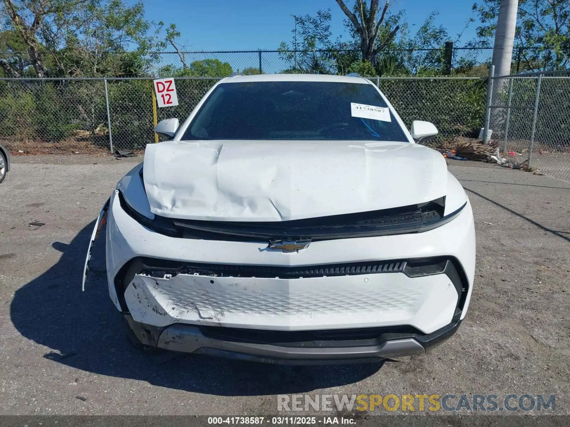 12 Фотография поврежденного автомобиля 3GN7DLRP5RS260069 CHEVROLET EQUINOX EV 2024