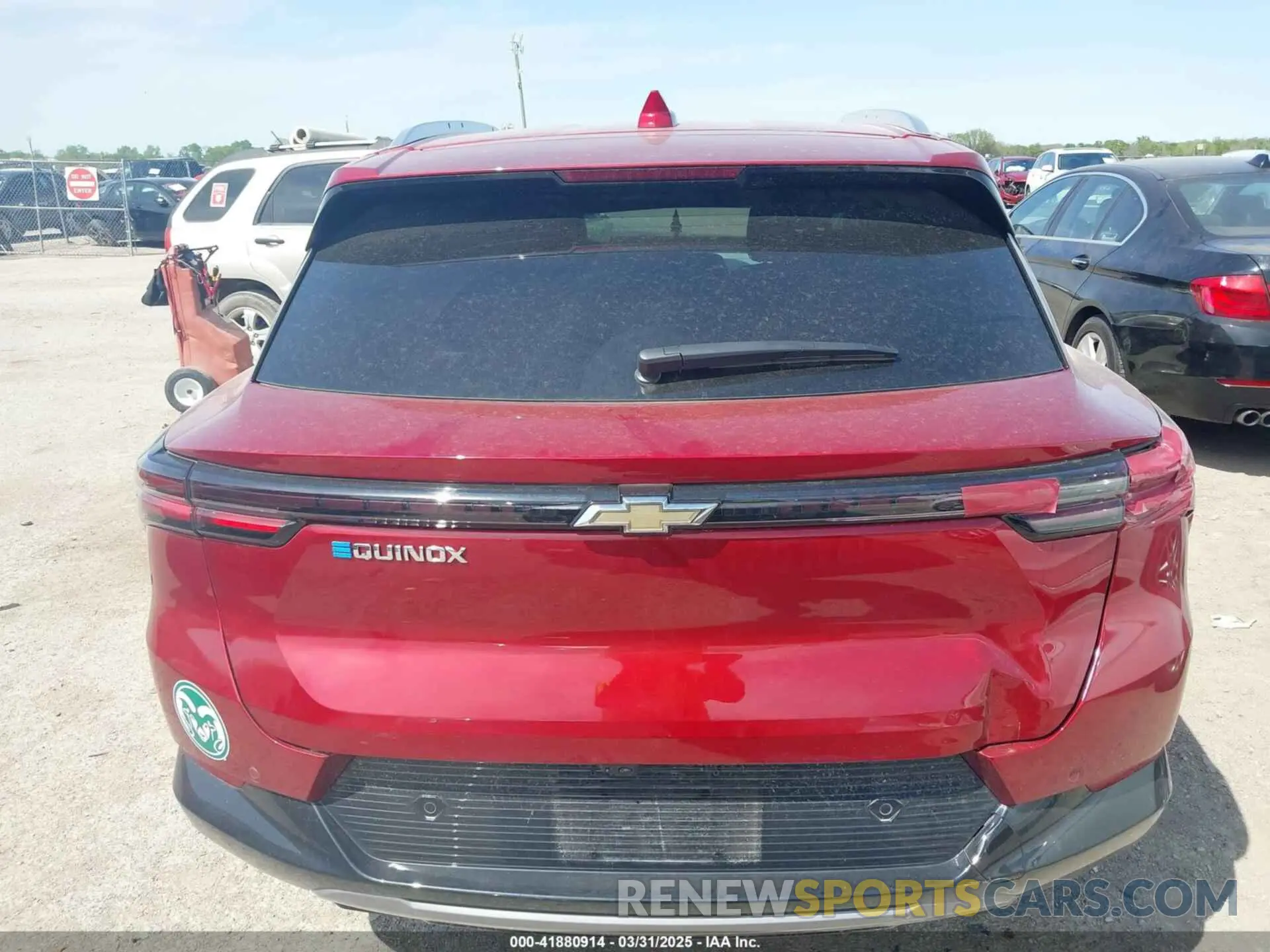 17 Photograph of a damaged car 3GN7DLRPXSS146025 CHEVROLET EQUINOX EV 2025