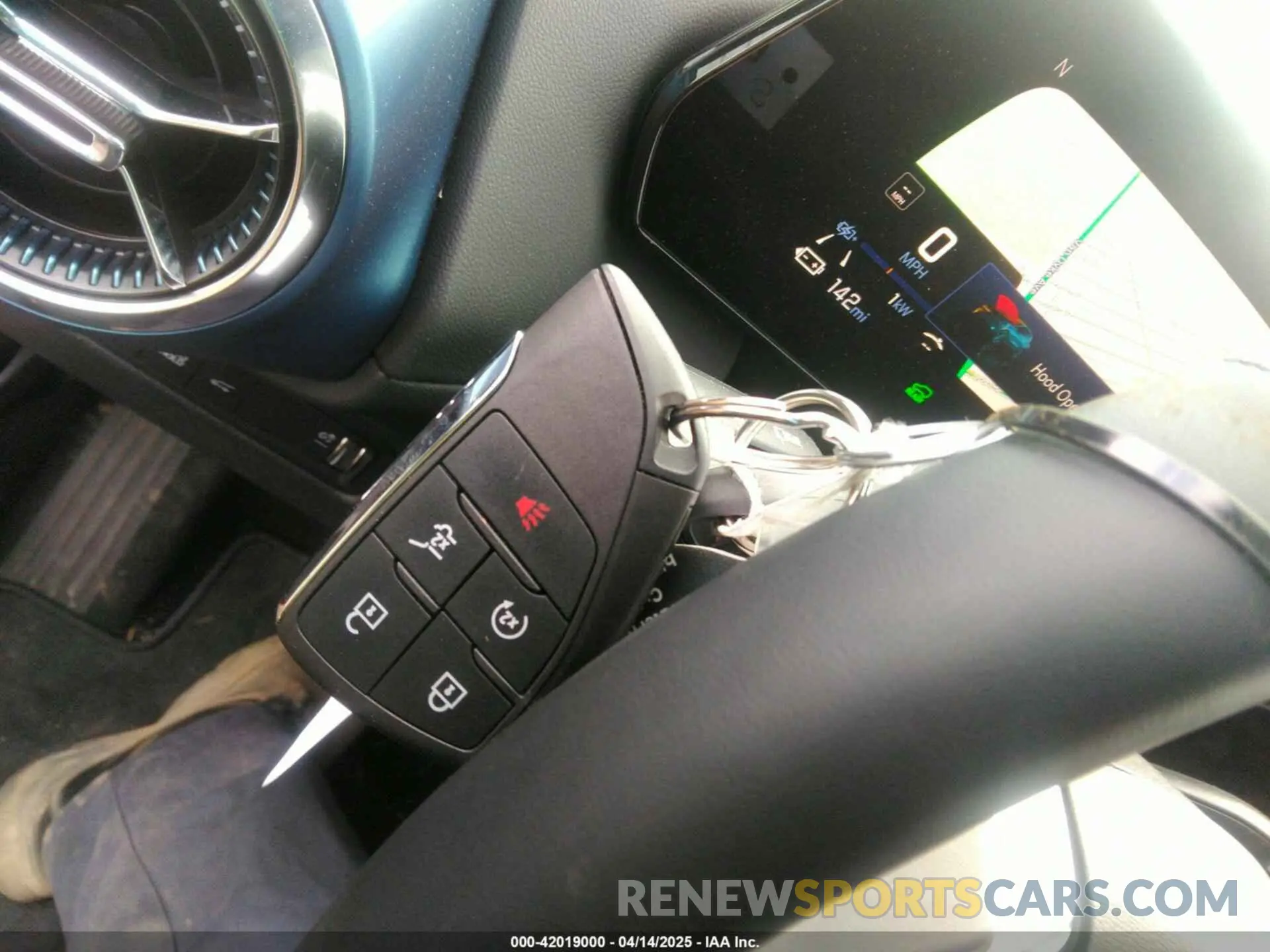 11 Photograph of a damaged car 3GN7DLRR8SS156912 CHEVROLET EQUINOX EV 2025