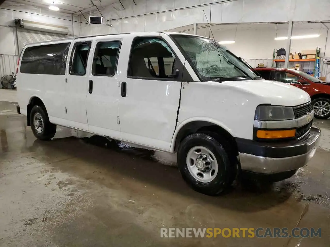 4 Photograph of a damaged car 1GAZGPFP2K1287251 CHEVROLET EXPRESS 2019