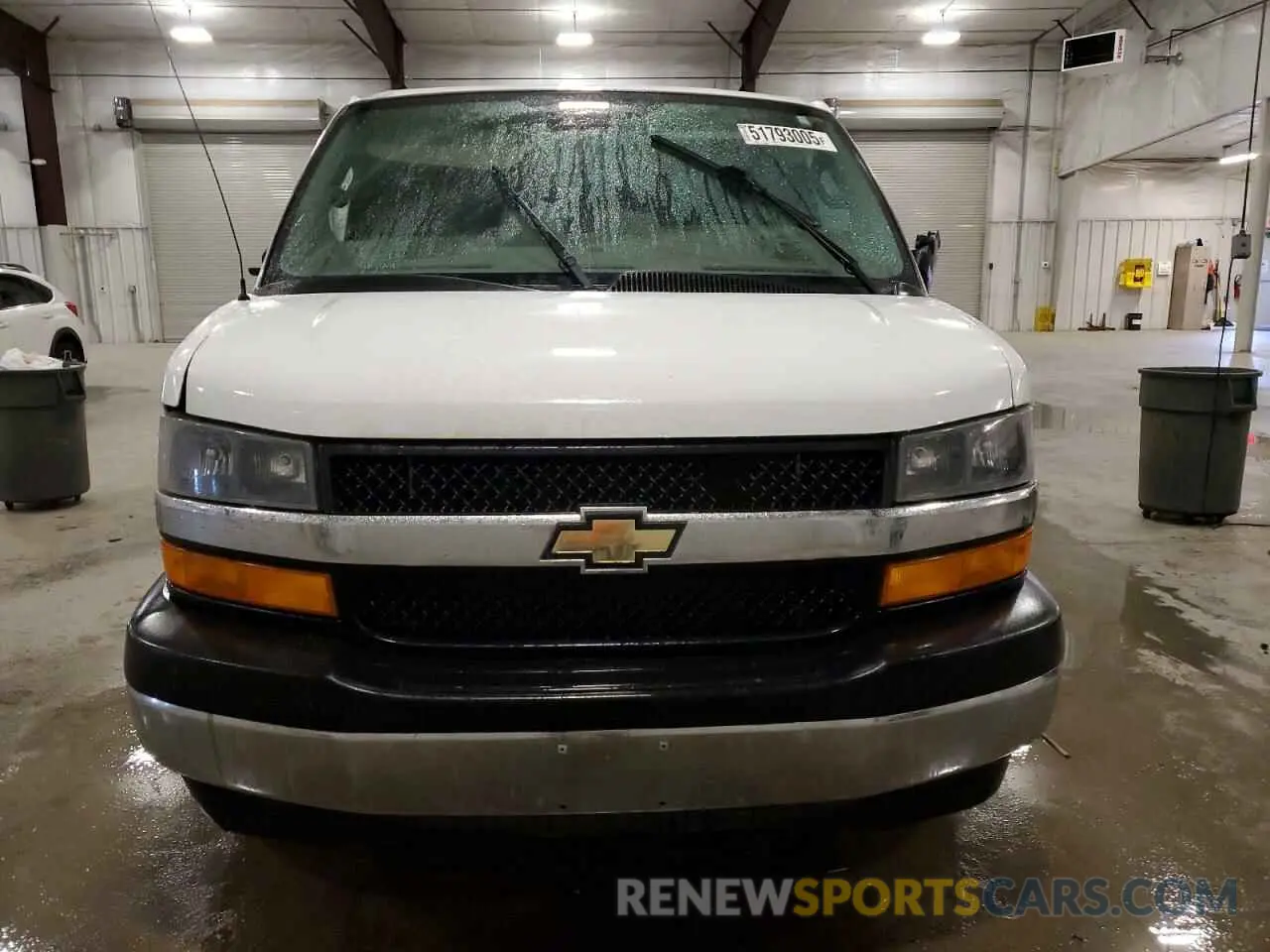 5 Photograph of a damaged car 1GAZGPFP2K1287251 CHEVROLET EXPRESS 2019
