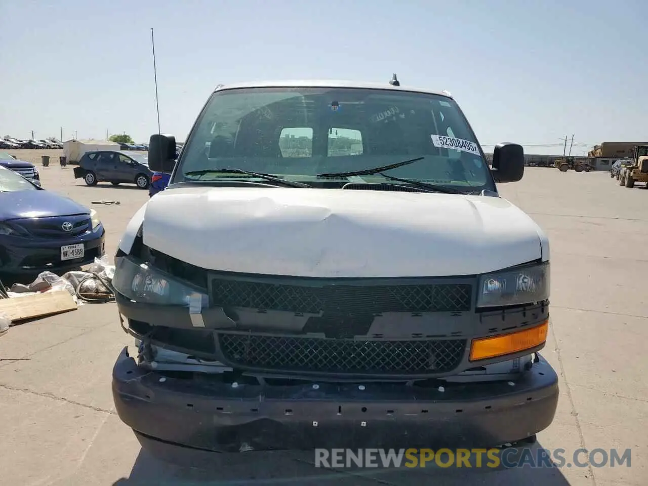 5 Фотография поврежденного автомобиля 1GCWGBFP4K1164337 CHEVROLET EXPRESS 2019