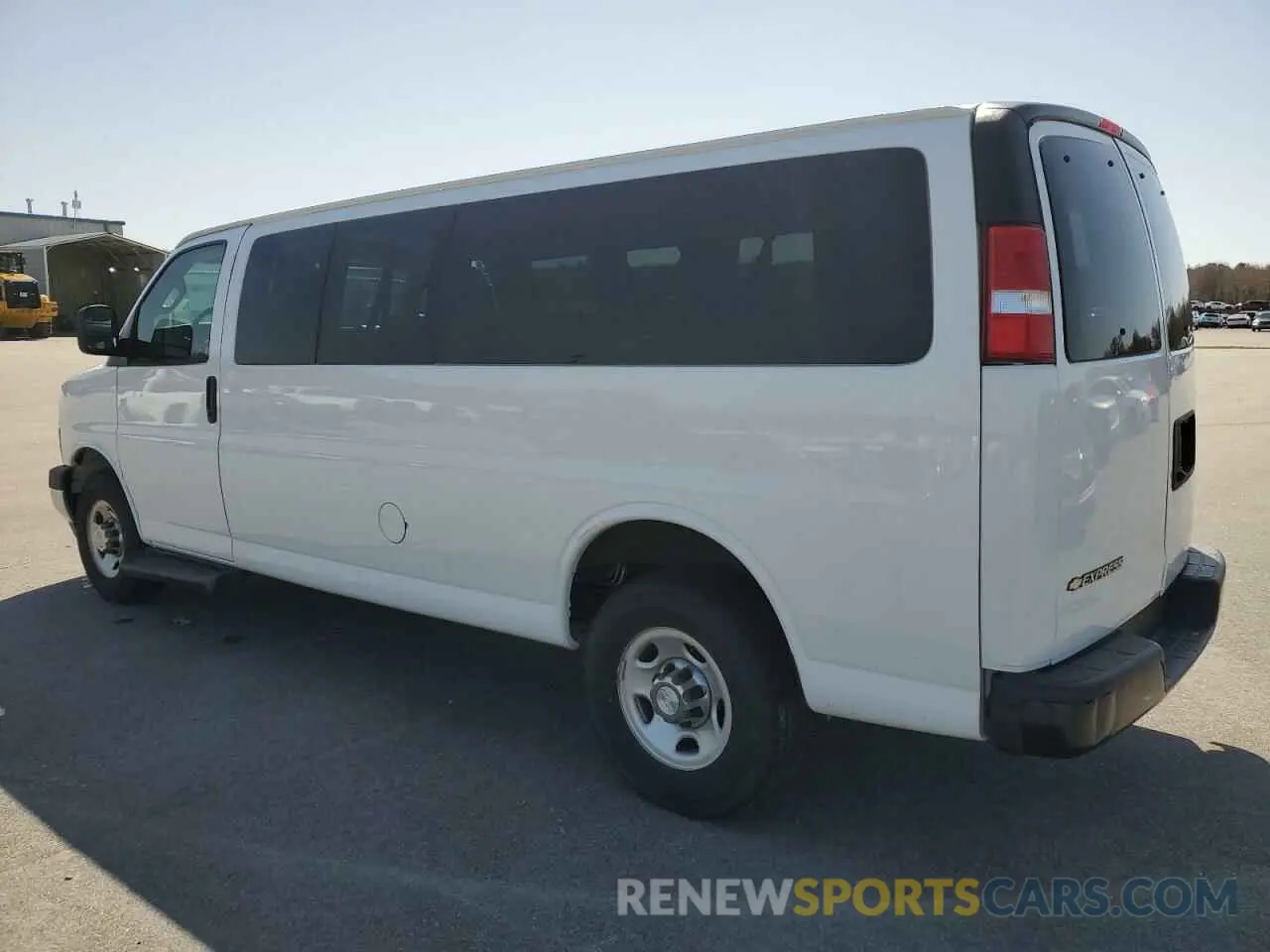 2 Фотография поврежденного автомобиля 1GAZGPFG8L1176429 CHEVROLET EXPRESS 2020