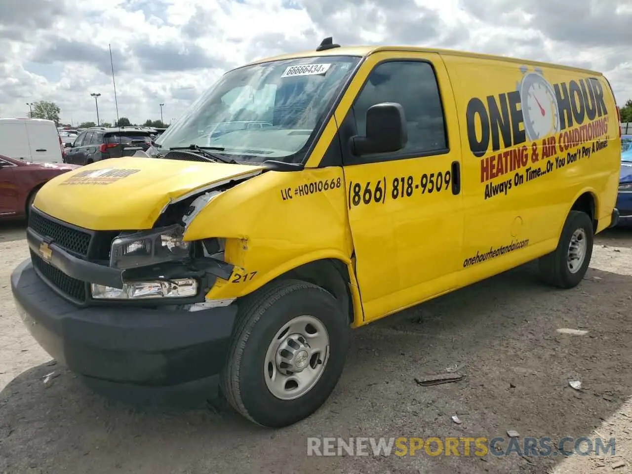 1 Photograph of a damaged car 1GCWGAFG3L1277496 CHEVROLET EXPRESS 2020