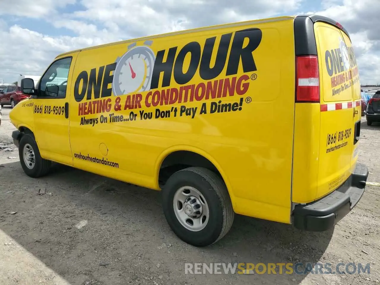 2 Photograph of a damaged car 1GCWGAFG3L1277496 CHEVROLET EXPRESS 2020