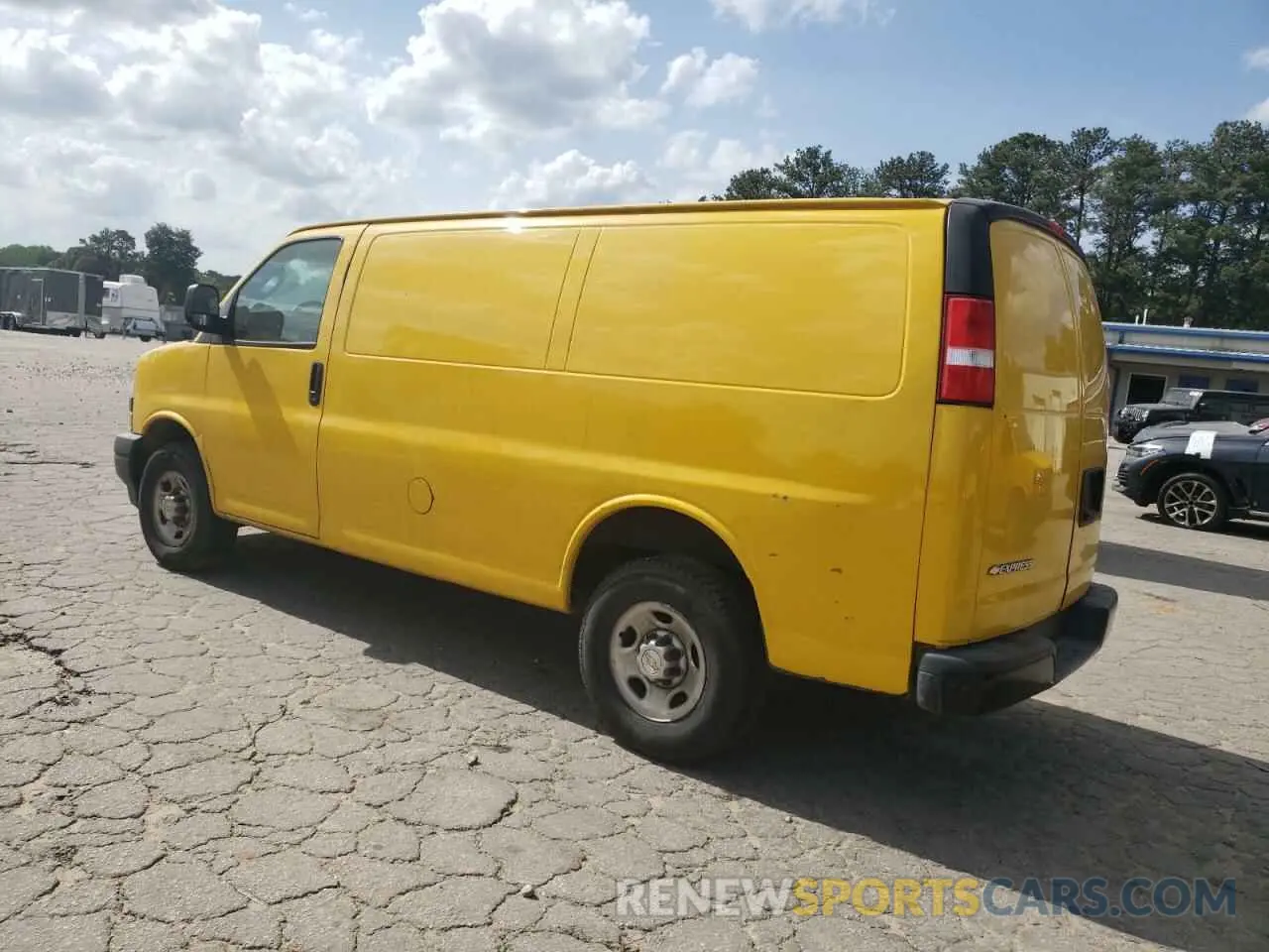 2 Photograph of a damaged car 1GCWGAFP8L1225183 CHEVROLET EXPRESS 2020
