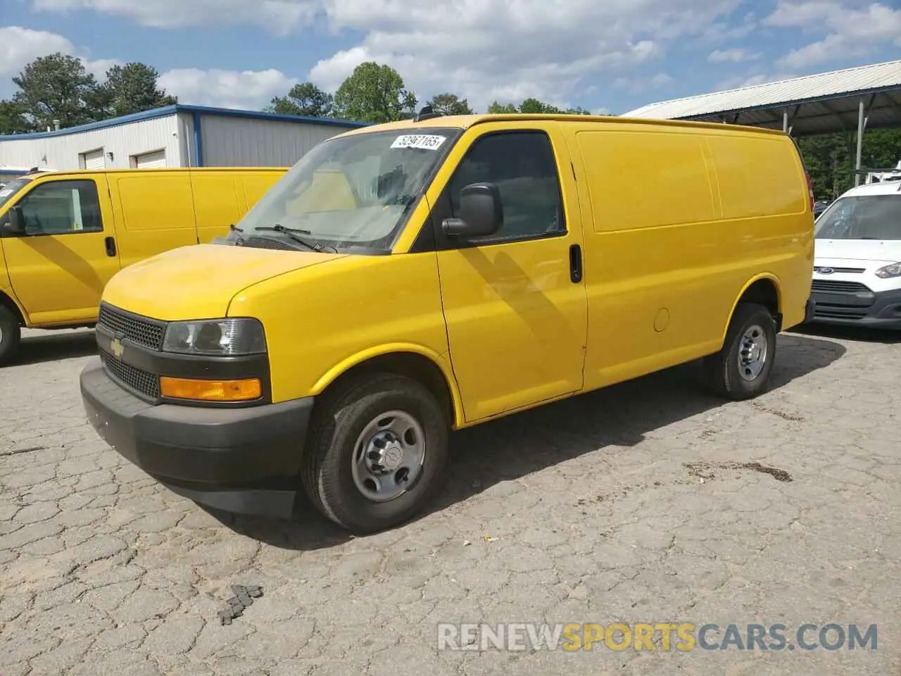 1 Photograph of a damaged car 1GCWGAFPXL1130592 CHEVROLET EXPRESS 2020
