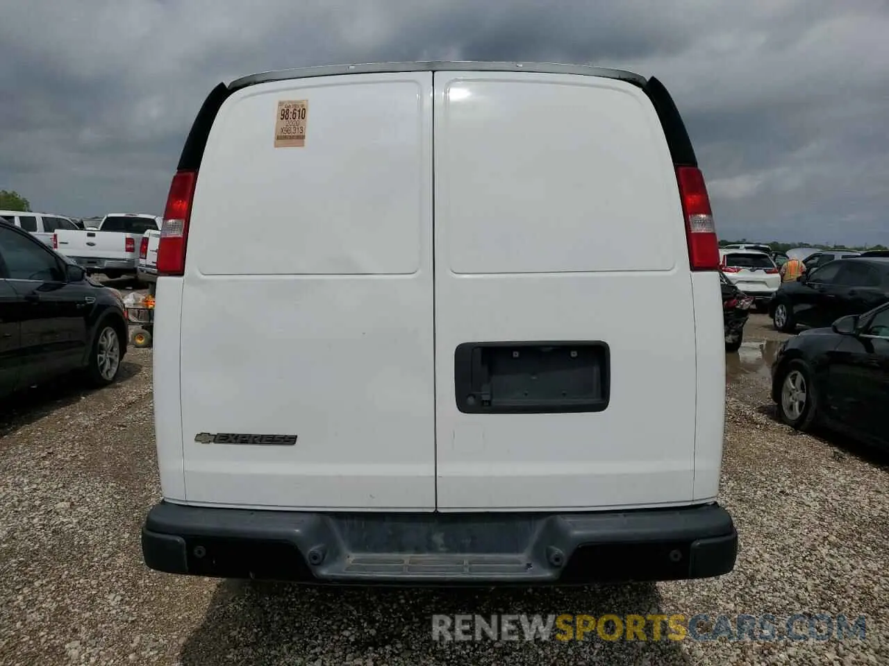 6 Фотография поврежденного автомобиля 1GCZGHFG5L1271656 CHEVROLET EXPRESS 2020