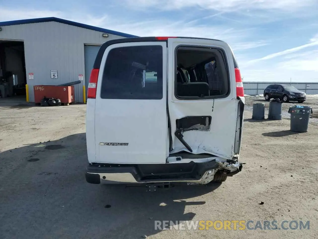 6 Фотография поврежденного автомобиля 1GAZGPFP5M1222896 CHEVROLET EXPRESS 2021
