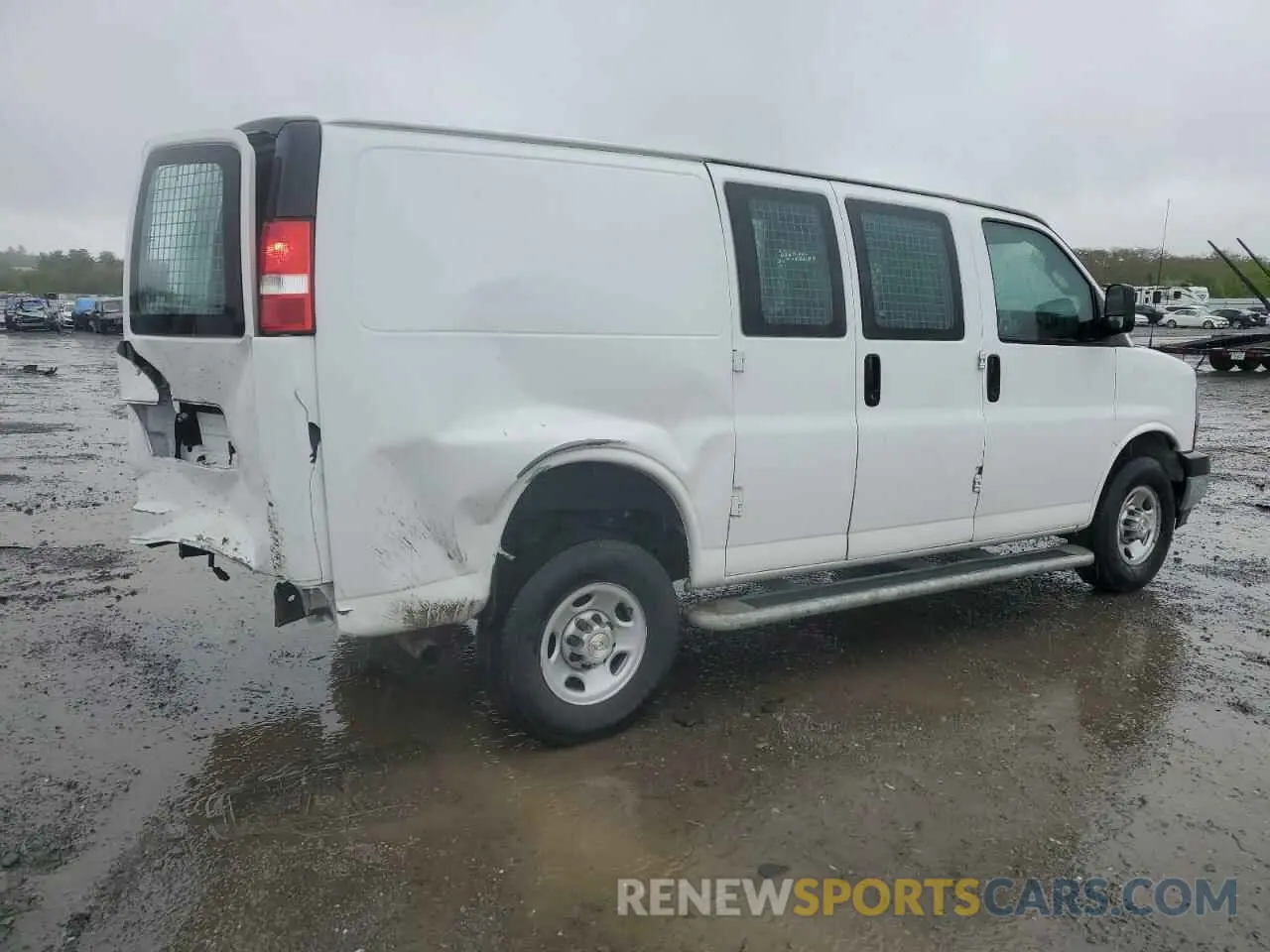 3 Photograph of a damaged car 1GCWGAF78M1259125 CHEVROLET EXPRESS 2021