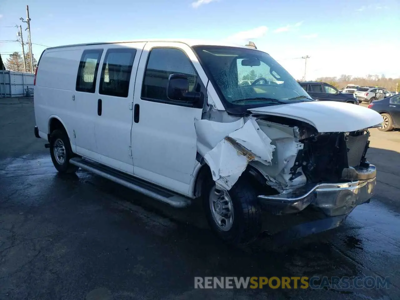 4 Photograph of a damaged car 1GCWGAF79M1270926 CHEVROLET EXPRESS 2021