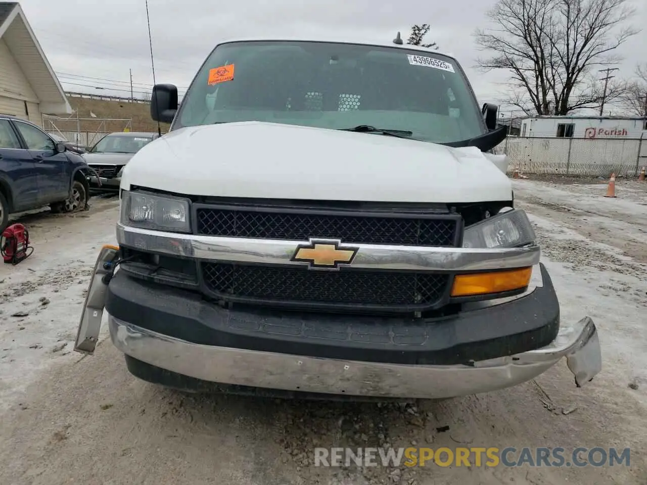 5 Фотография поврежденного автомобиля 1GCWGAFP1M1218139 CHEVROLET EXPRESS 2021