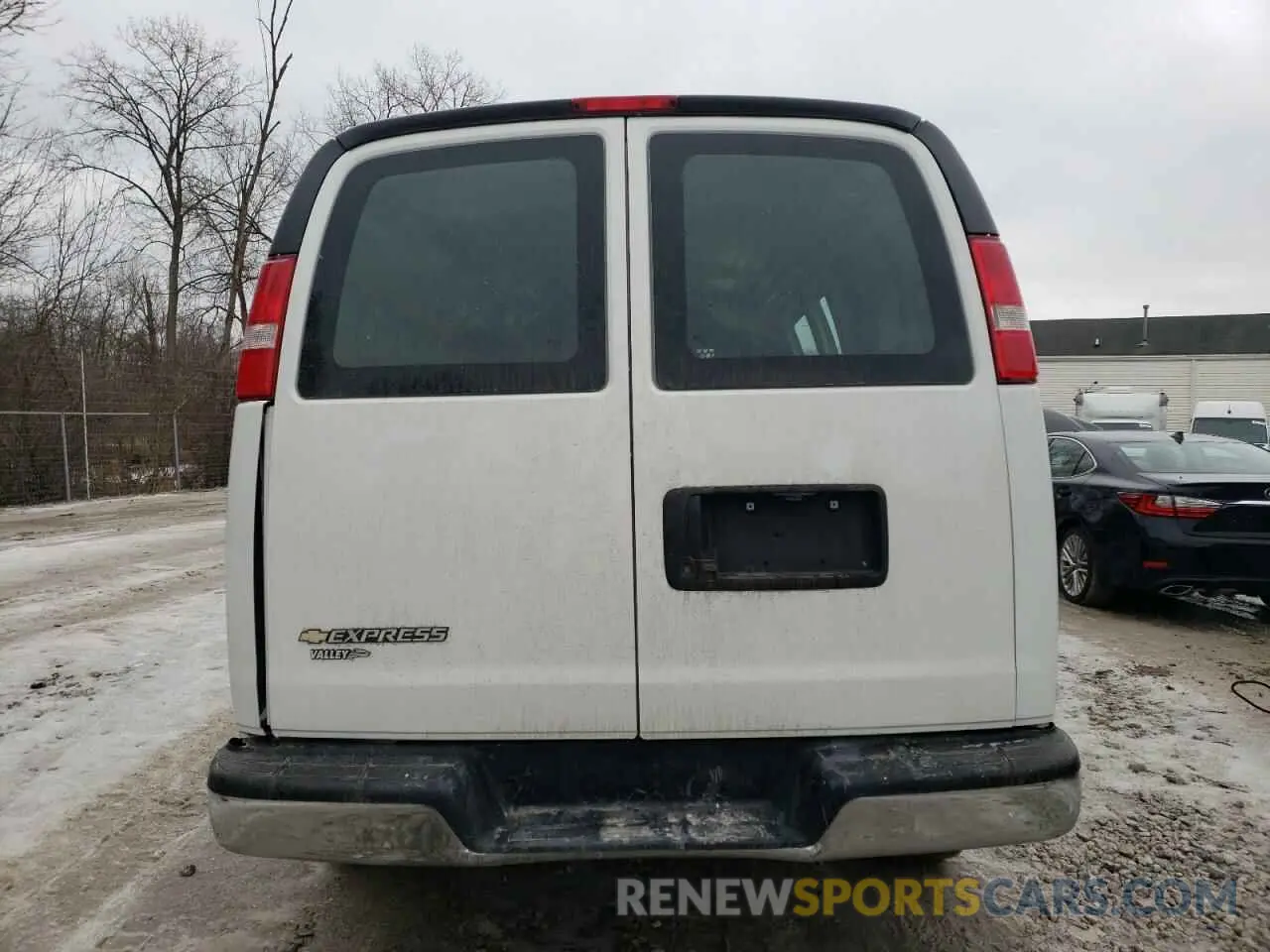 6 Фотография поврежденного автомобиля 1GCWGAFP1M1218139 CHEVROLET EXPRESS 2021