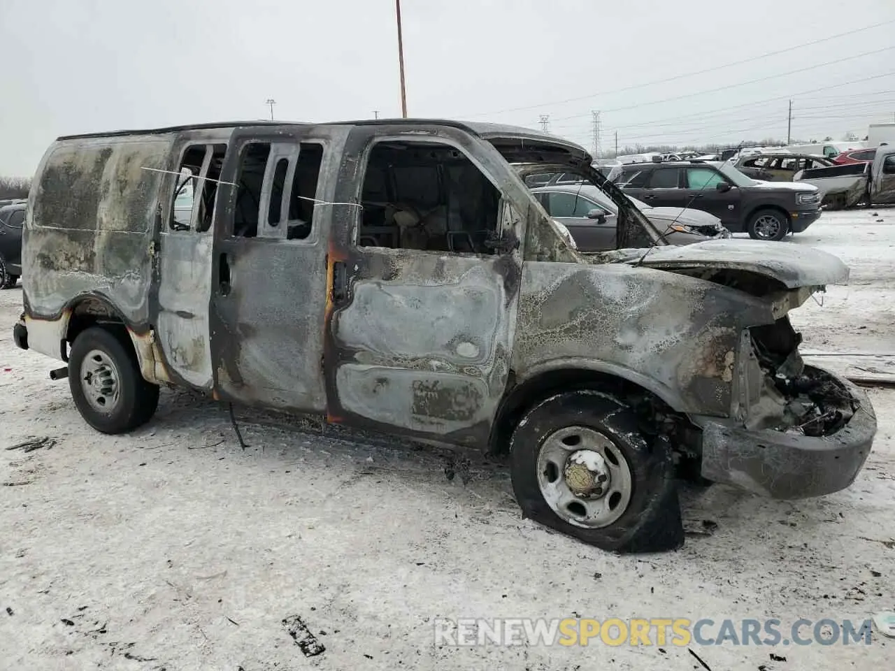 4 Фотография поврежденного автомобиля 1GCWGAFP8M1160692 CHEVROLET EXPRESS 2021