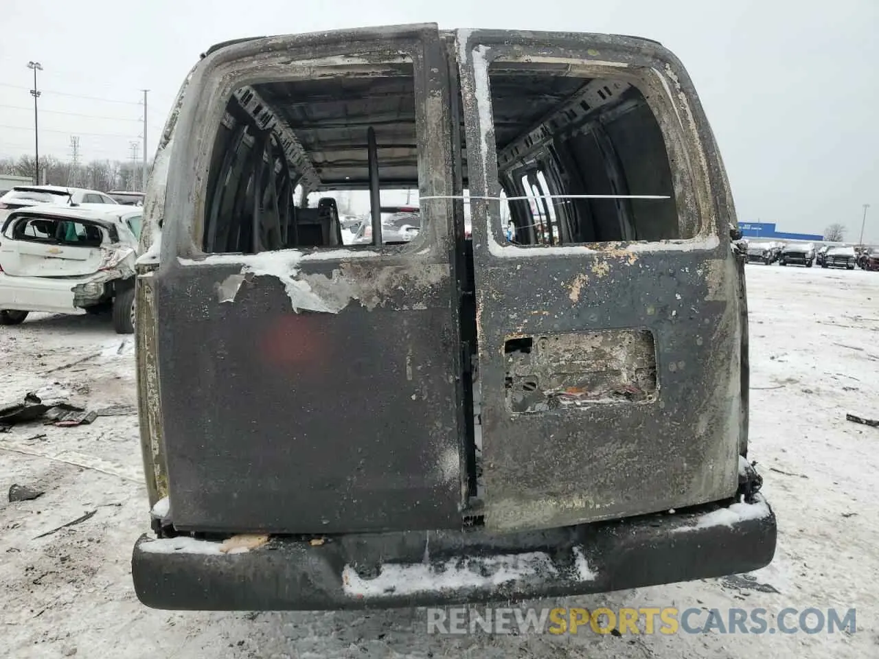 6 Фотография поврежденного автомобиля 1GCWGAFP8M1160692 CHEVROLET EXPRESS 2021
