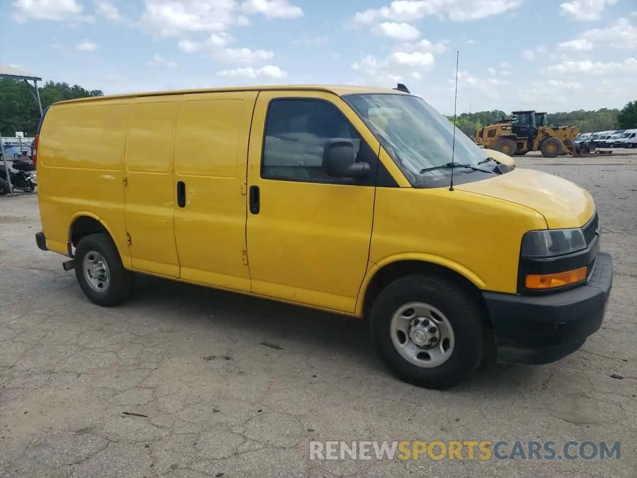 4 Photograph of a damaged car 1GCWGAFP8M1166279 CHEVROLET EXPRESS 2021
