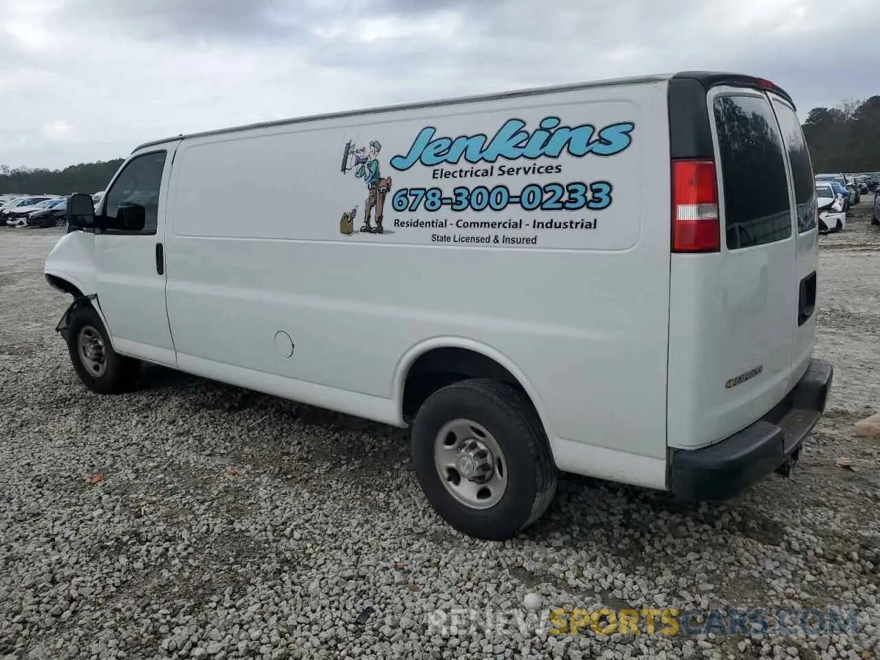 2 Photograph of a damaged car 1GCWGBFP6M1243589 CHEVROLET EXPRESS 2021