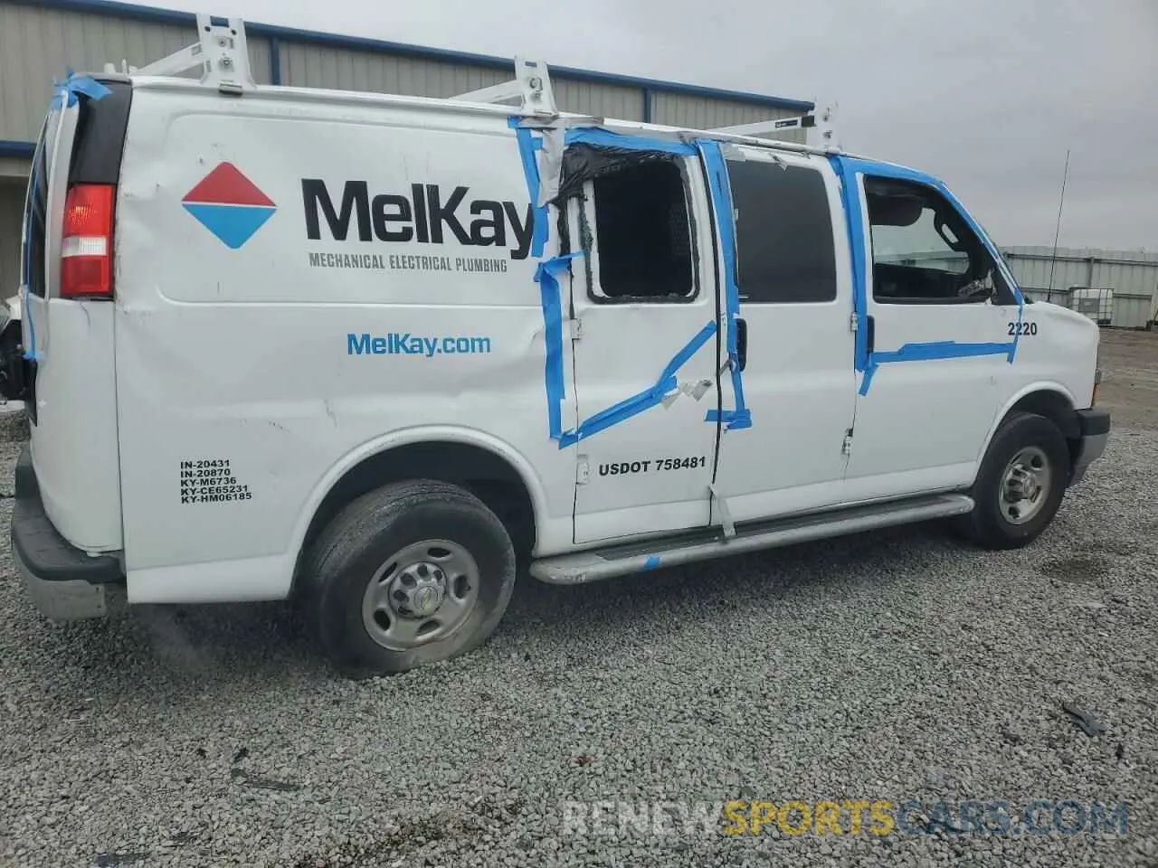 3 Фотография поврежденного автомобиля 1GCWGAFP0N1177570 CHEVROLET EXPRESS 2022