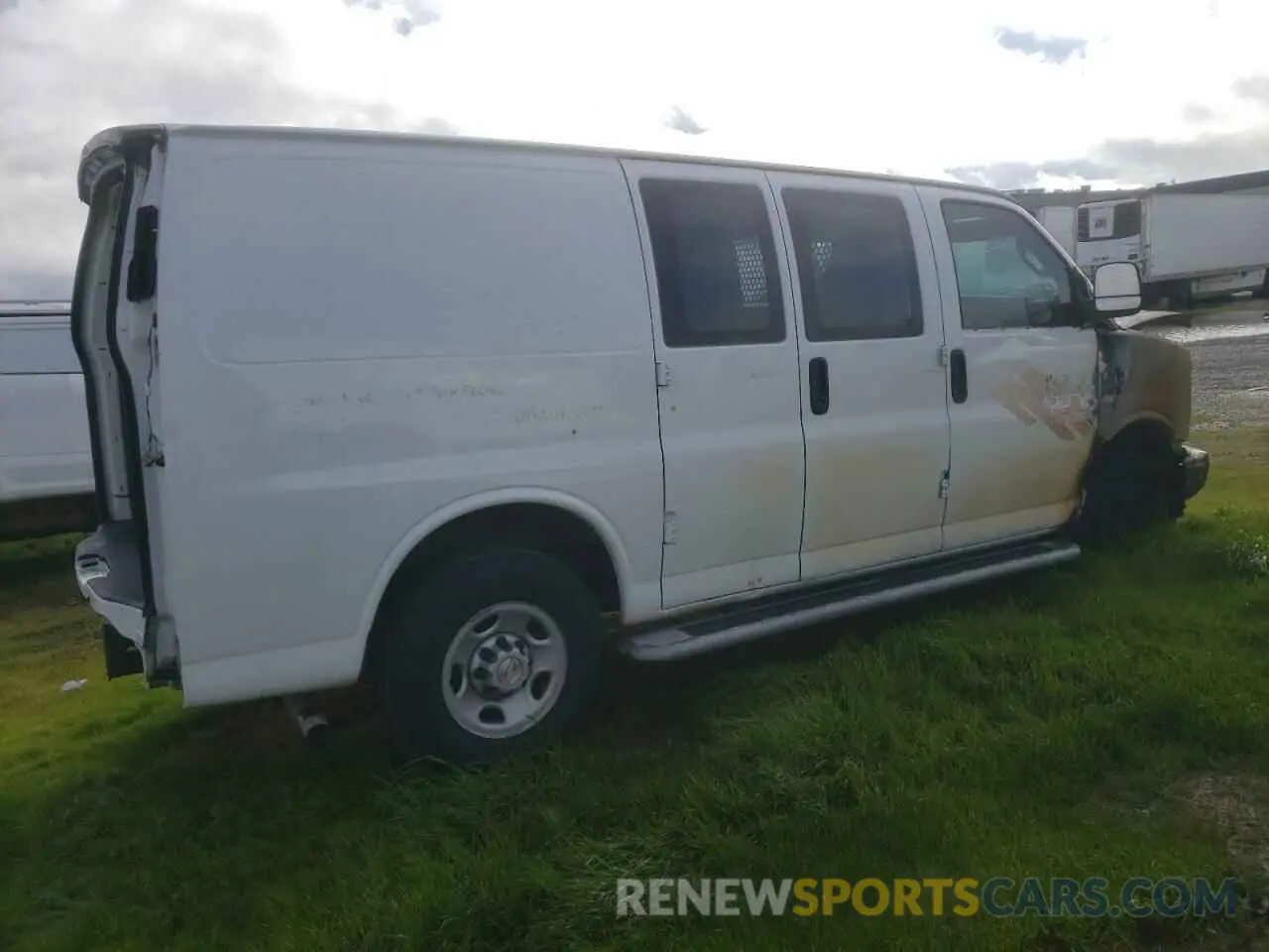 3 Фотография поврежденного автомобиля 1GCWGAFP4N1156107 CHEVROLET EXPRESS 2022