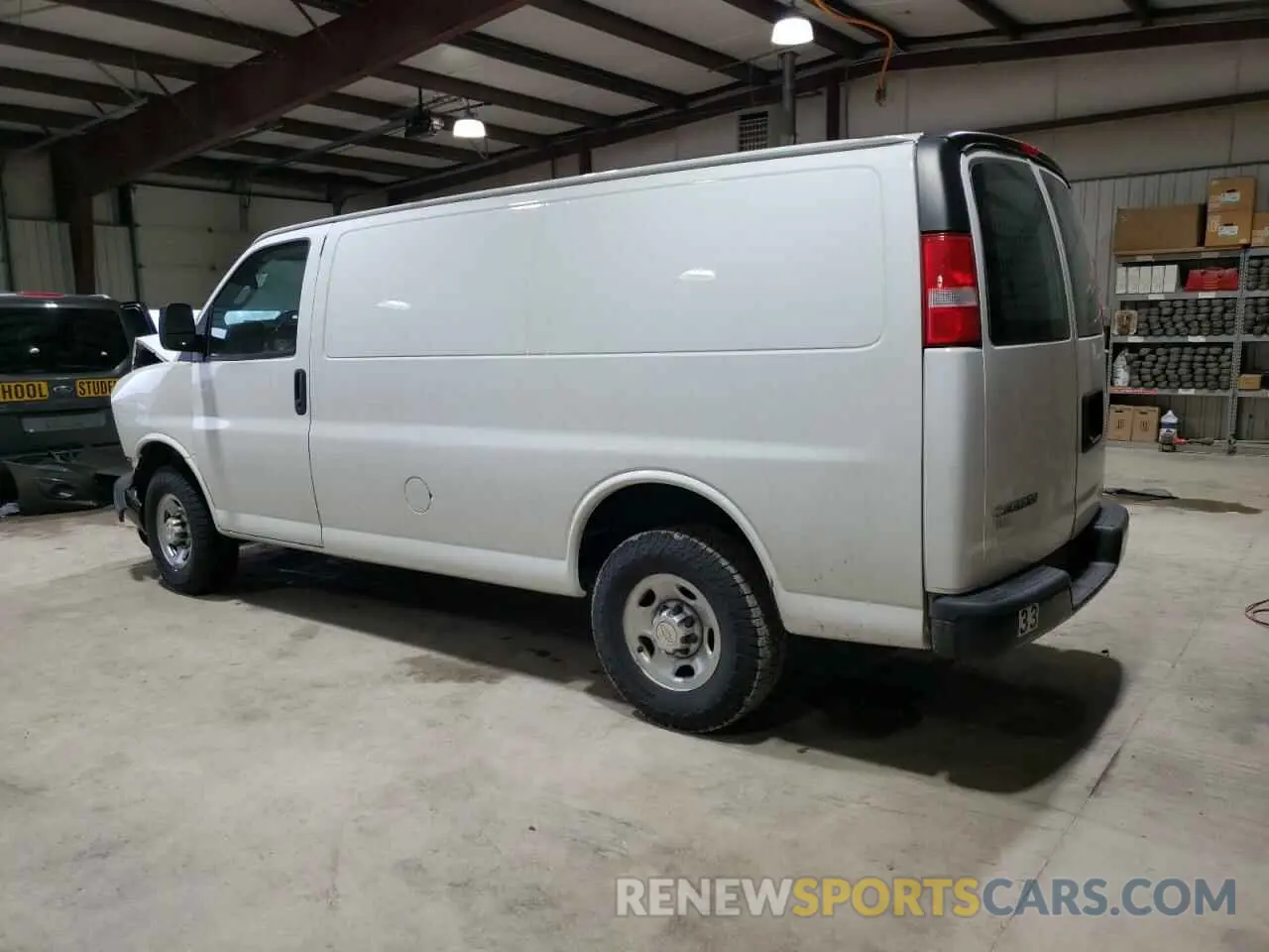 2 Photograph of a damaged car 1GCZGGF73N1195741 CHEVROLET EXPRESS 2022