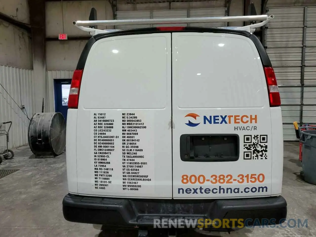 6 Photograph of a damaged car 1GCWGAFP9P1156011 CHEVROLET EXPRESS 2023