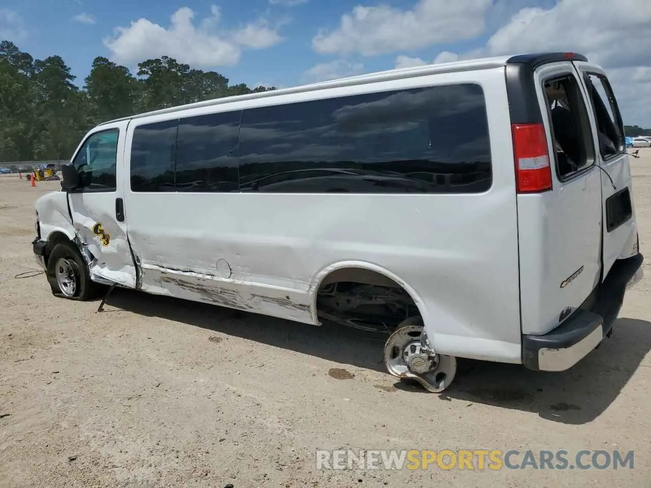 2 Photograph of a damaged car 1GAZGNFP6R1240691 CHEVROLET EXPRESS 2024