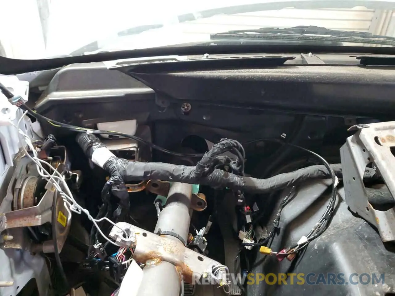 9 Фотография поврежденного автомобиля 1GCWGAFP0R1158491 CHEVROLET EXPRESS 2024