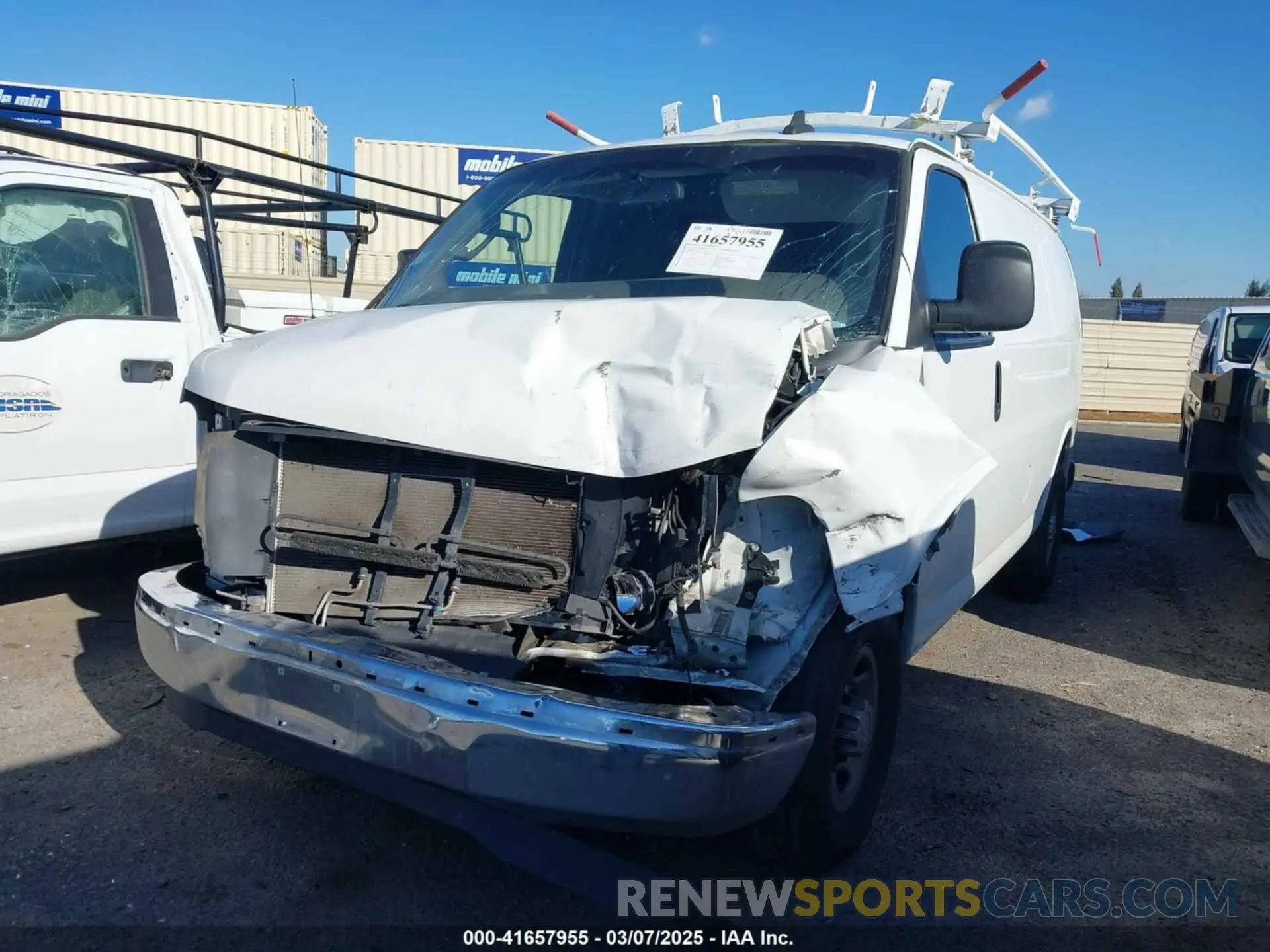 2 Фотография поврежденного автомобиля 1GCWGAFG1K1356664 CHEVROLET EXPRESS 2500 2019