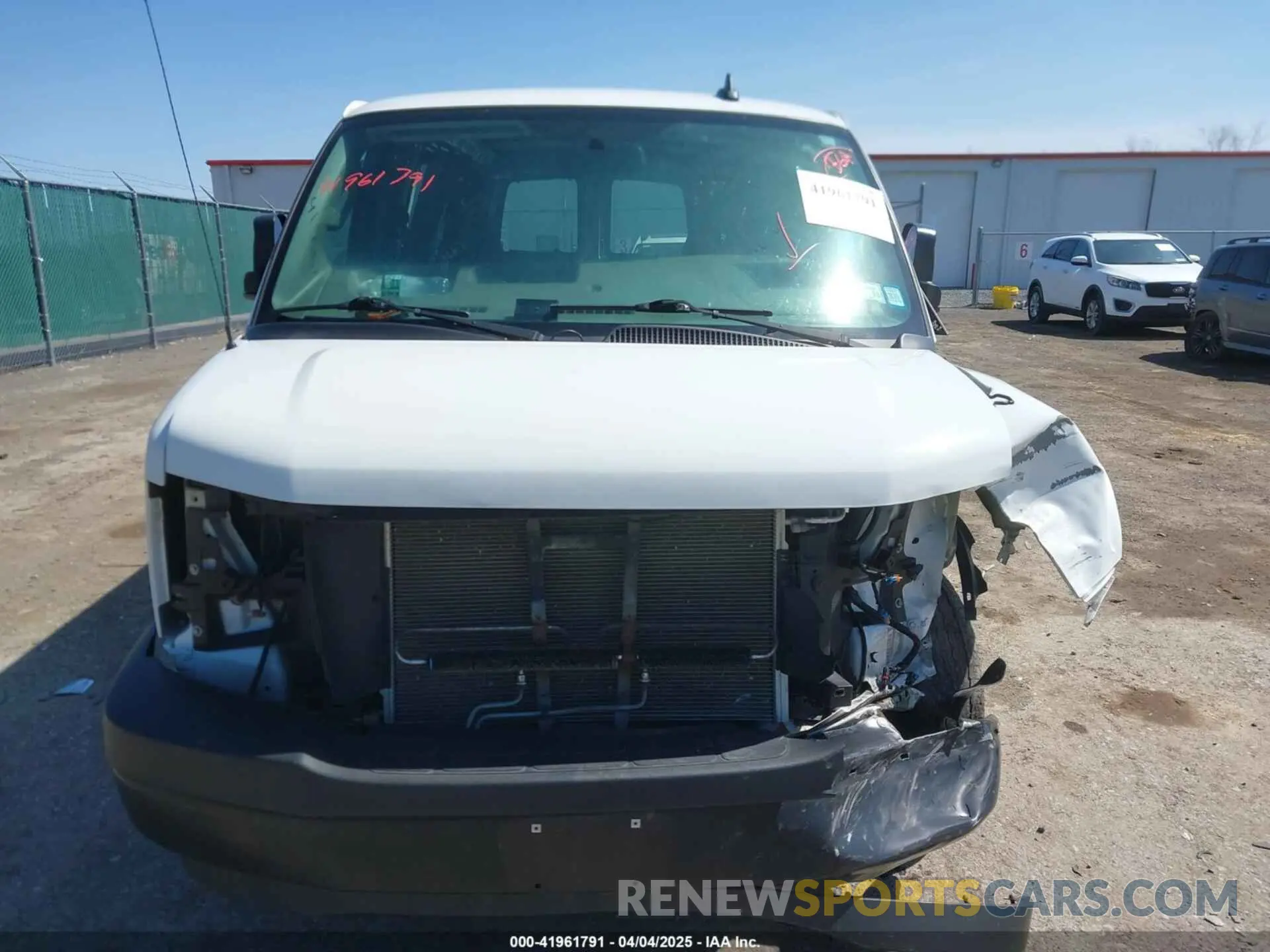 13 Фотография поврежденного автомобиля 1GCWGAFG7K1196113 CHEVROLET EXPRESS 2500 2019