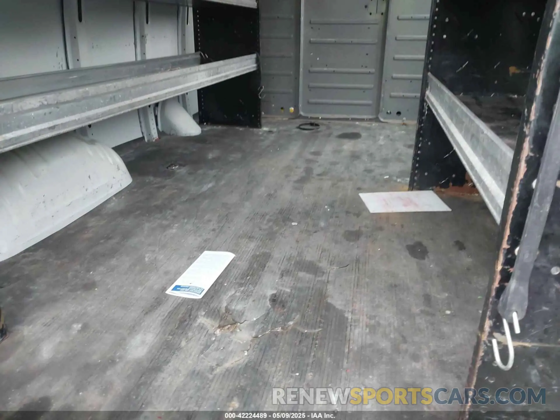 8 Photograph of a damaged car 1GCWGAFP2K1251874 CHEVROLET EXPRESS 2500 2019