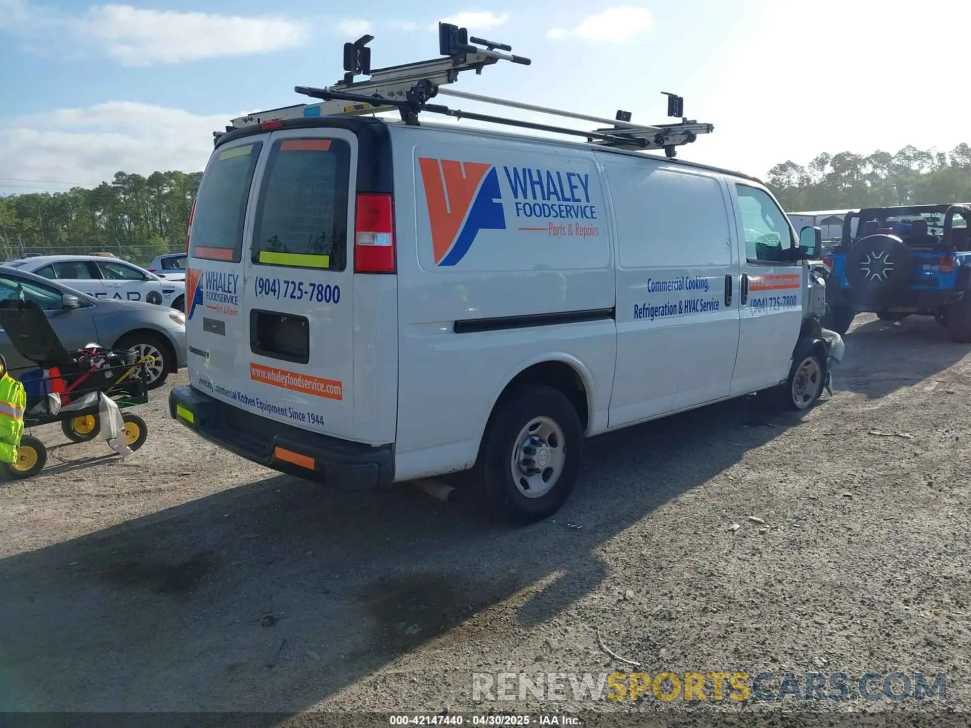 4 Photograph of a damaged car 1GCWGAFP4K1337686 CHEVROLET EXPRESS 2500 2019