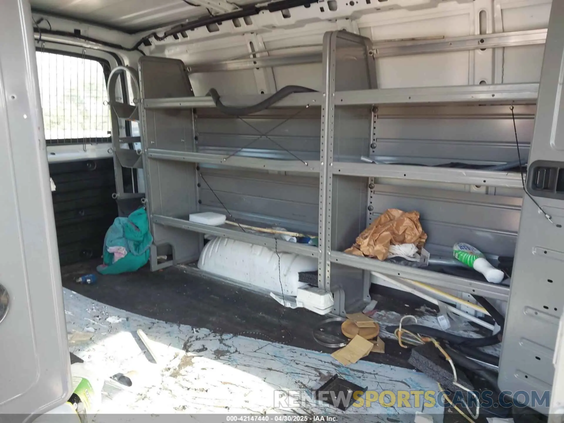 8 Photograph of a damaged car 1GCWGAFP4K1337686 CHEVROLET EXPRESS 2500 2019