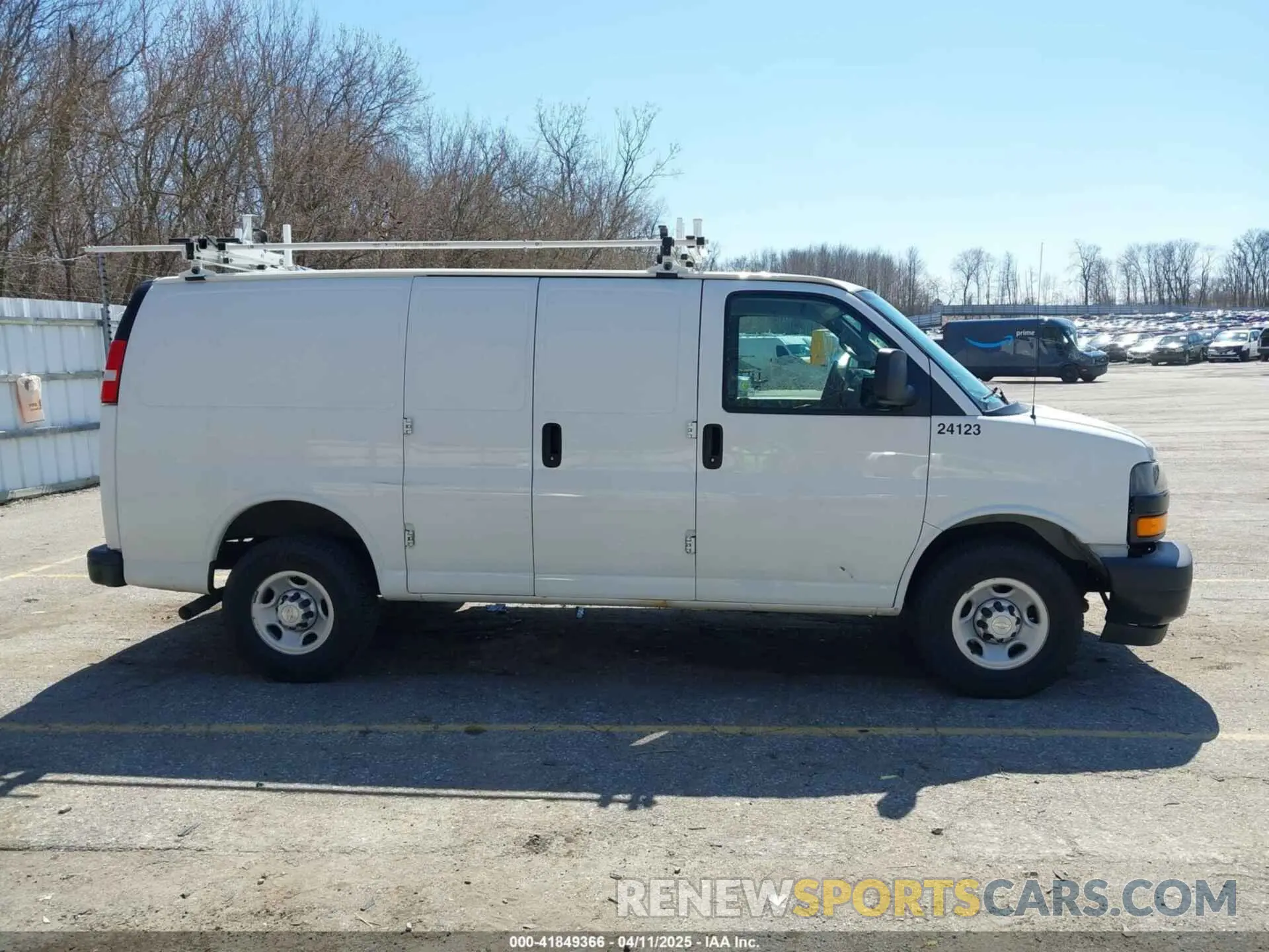 13 Photograph of a damaged car 1GCWGAFP6K1240800 CHEVROLET EXPRESS 2500 2019