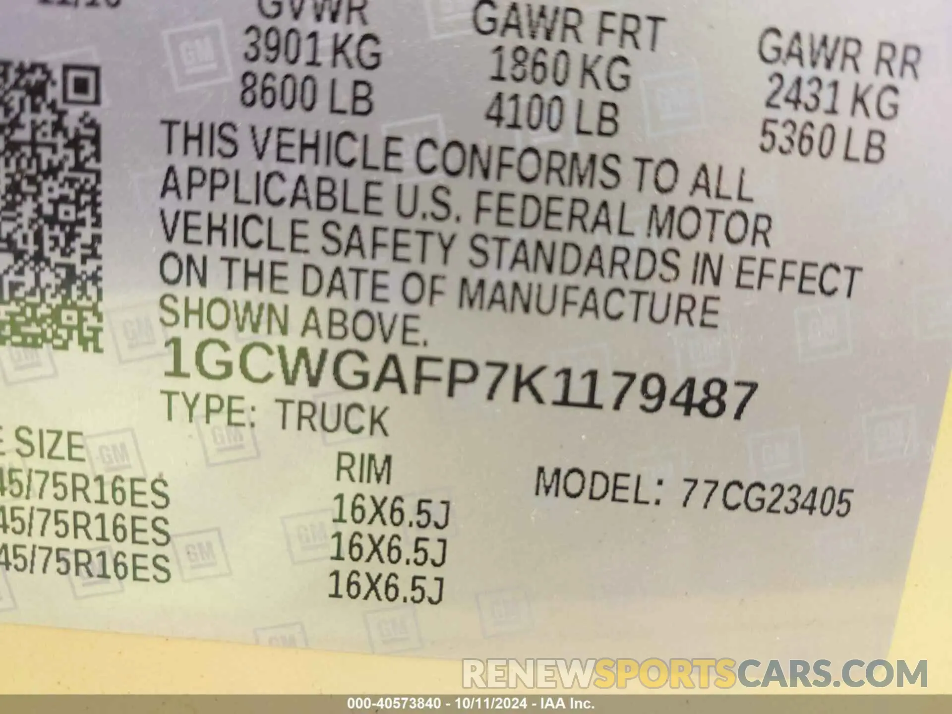 9 Photograph of a damaged car 1GCWGAFP7K1179487 CHEVROLET EXPRESS 2500 2019